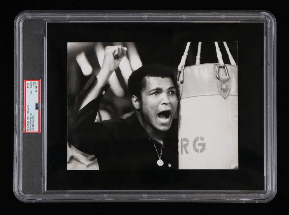 Muhammad Ali 1976 7x9 Photo (PSA) | Pristine Auction