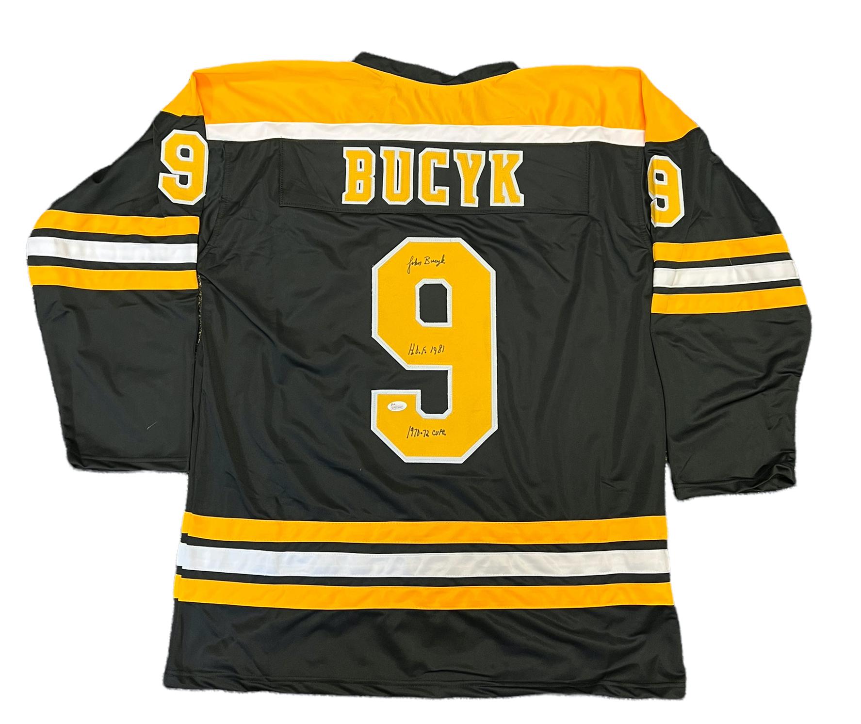 Johnny Bucyk Signed Jersey Inscribed "H.O.F. 1981" & "1970-72 Cups" (JSA) at PristineAuction.com Johnny Bucyk Signed Jersey Inscribed "H.O.F. 1981" & "1970-72 Cups" (JSA) at PristineAuction.com