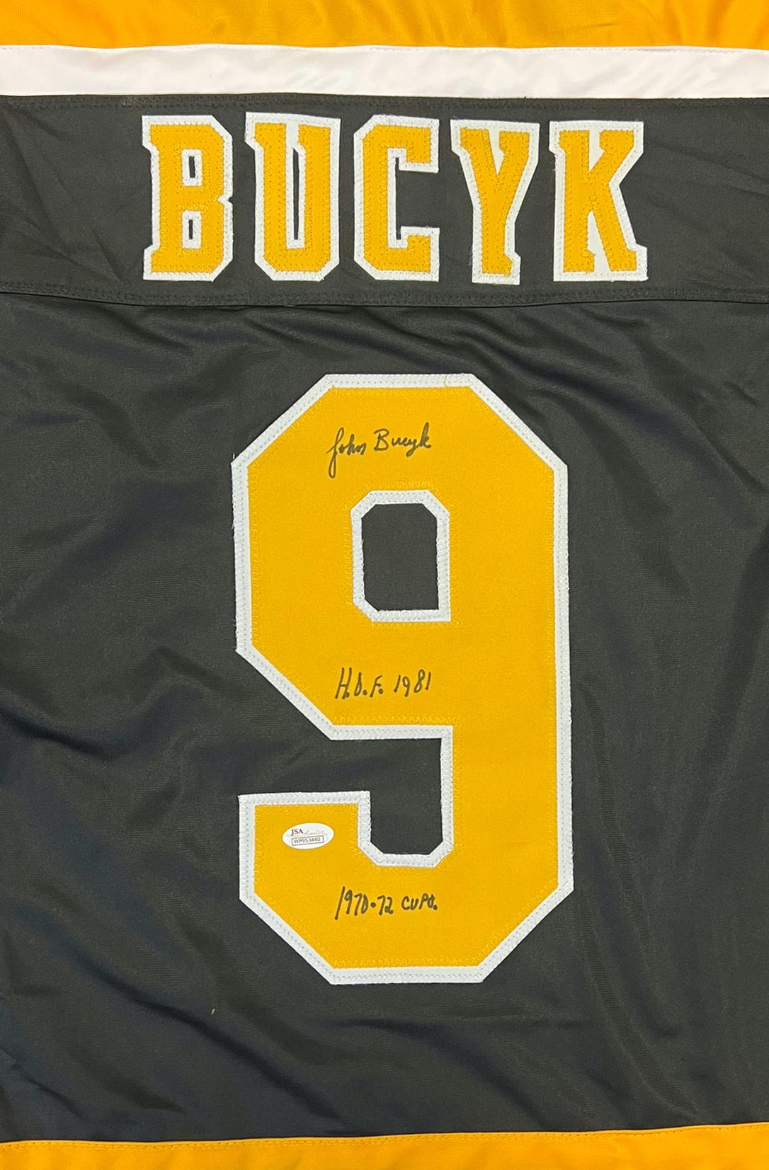 Johnny Bucyk Signed Jersey Inscribed "H.O.F. 1981" & "1970-72 Cups" (JSA) at PristineAuction.com Johnny Bucyk Signed Jersey Inscribed "H.O.F. 1981" & "1970-72 Cups" (JSA) at PristineAuction.com