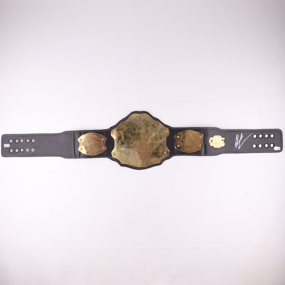 Donald Cerrone Signed UFC Championship Belt (Beckett) Pristine Auction