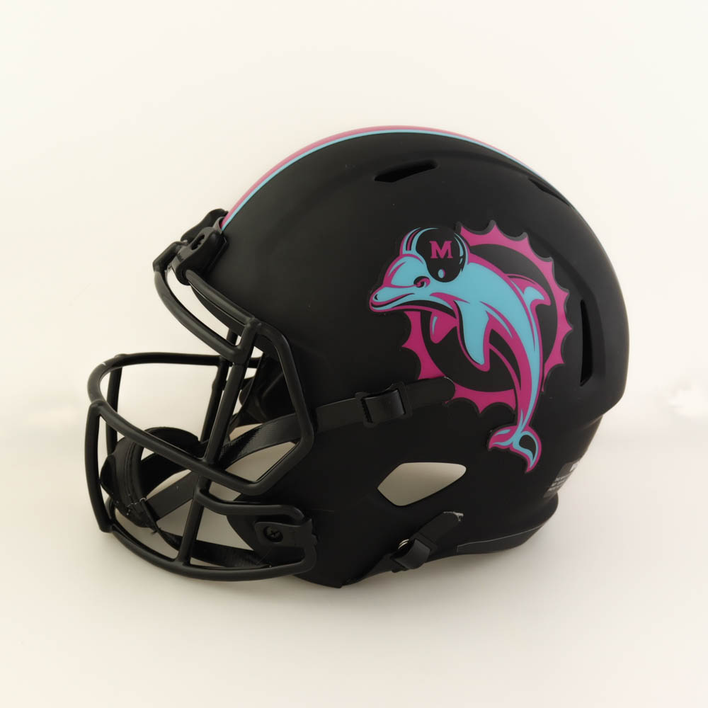 Tyreek Hill Signed Dolphins Full-Size Eclipse Alternate Speed Helmet Inscribed "Miami Vice" (Beckett) at PristineAuction.com Tyreek Hill Signed Dolphins Full-Size Eclipse Alternate Speed Helmet Inscribed "Miami Vice" (Beckett) at PristineAuction.com