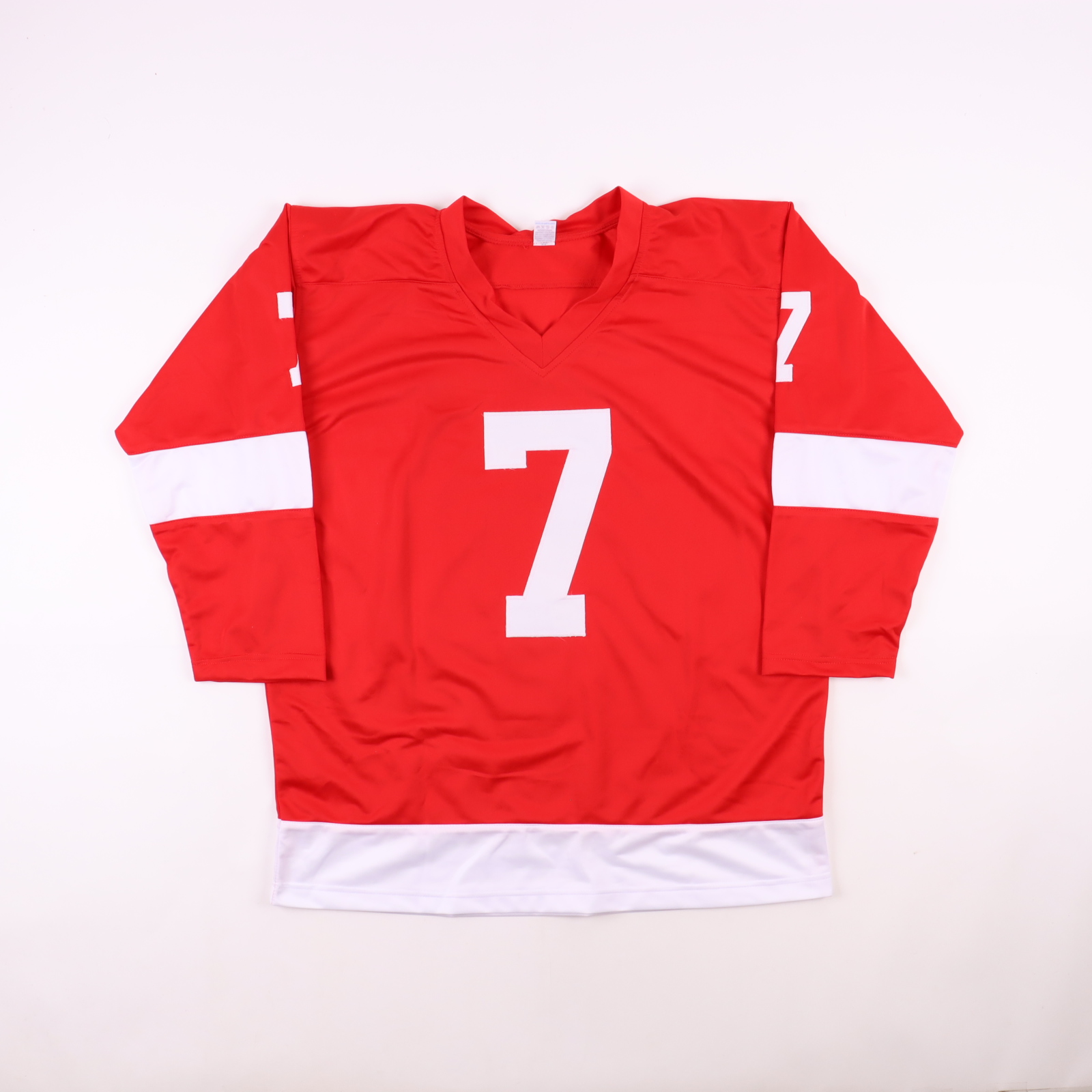 Norm Ullman Signed Jersey Inscribed "HOF -1982" (Beckett) at PristineAuction.com Norm Ullman Signed Jersey Inscribed "HOF -1982" (Beckett) at PristineAuction.com