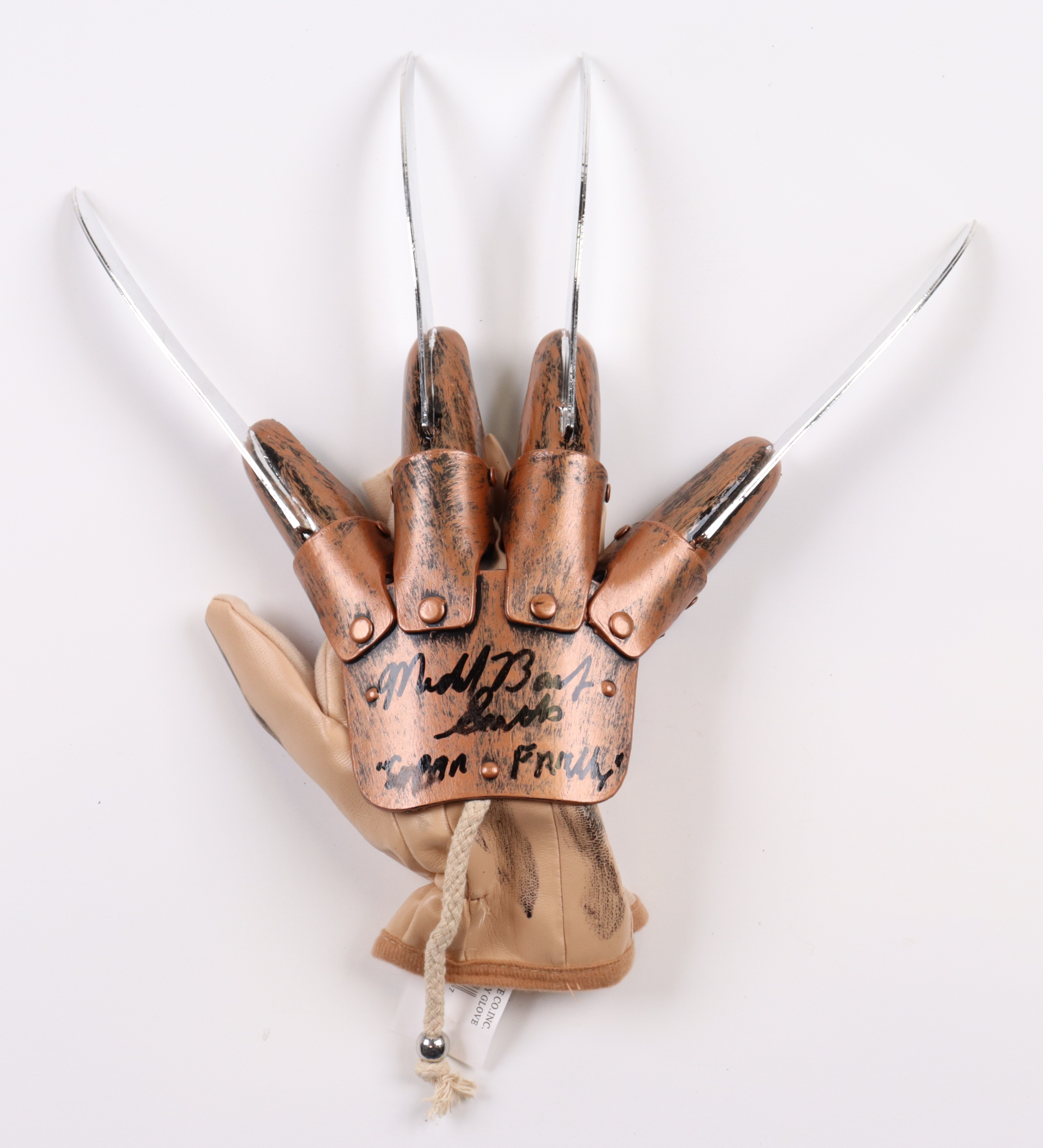 Michael Bailey Smith Signed "A Nightmare on Elm Street" Freddy Krueger Replica Glove Inscribed "Super Freddy" (Becket) at PristineAuction.com Michael Bailey Smith Signed "A Nightmare on Elm Street" Freddy Krueger Replica Glove Inscribed "Super Freddy" (Becket) at PristineAuction.com
