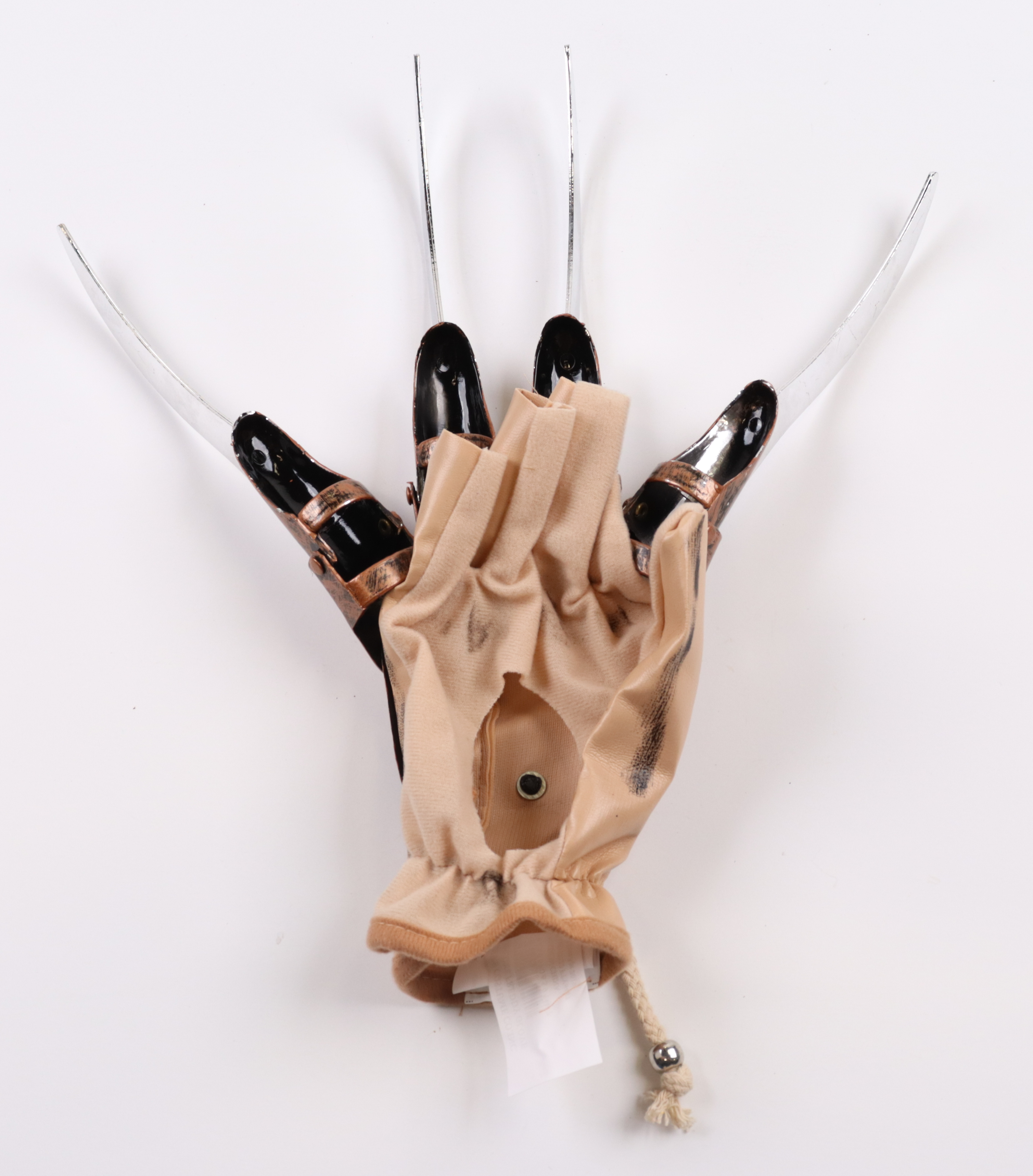 Michael Bailey Smith Signed "A Nightmare on Elm Street" Freddy Krueger Replica Glove Inscribed "Super Freddy" (Becket) at PristineAuction.com Michael Bailey Smith Signed "A Nightmare on Elm Street" Freddy Krueger Replica Glove Inscribed "Super Freddy" (Becket) at PristineAuction.com