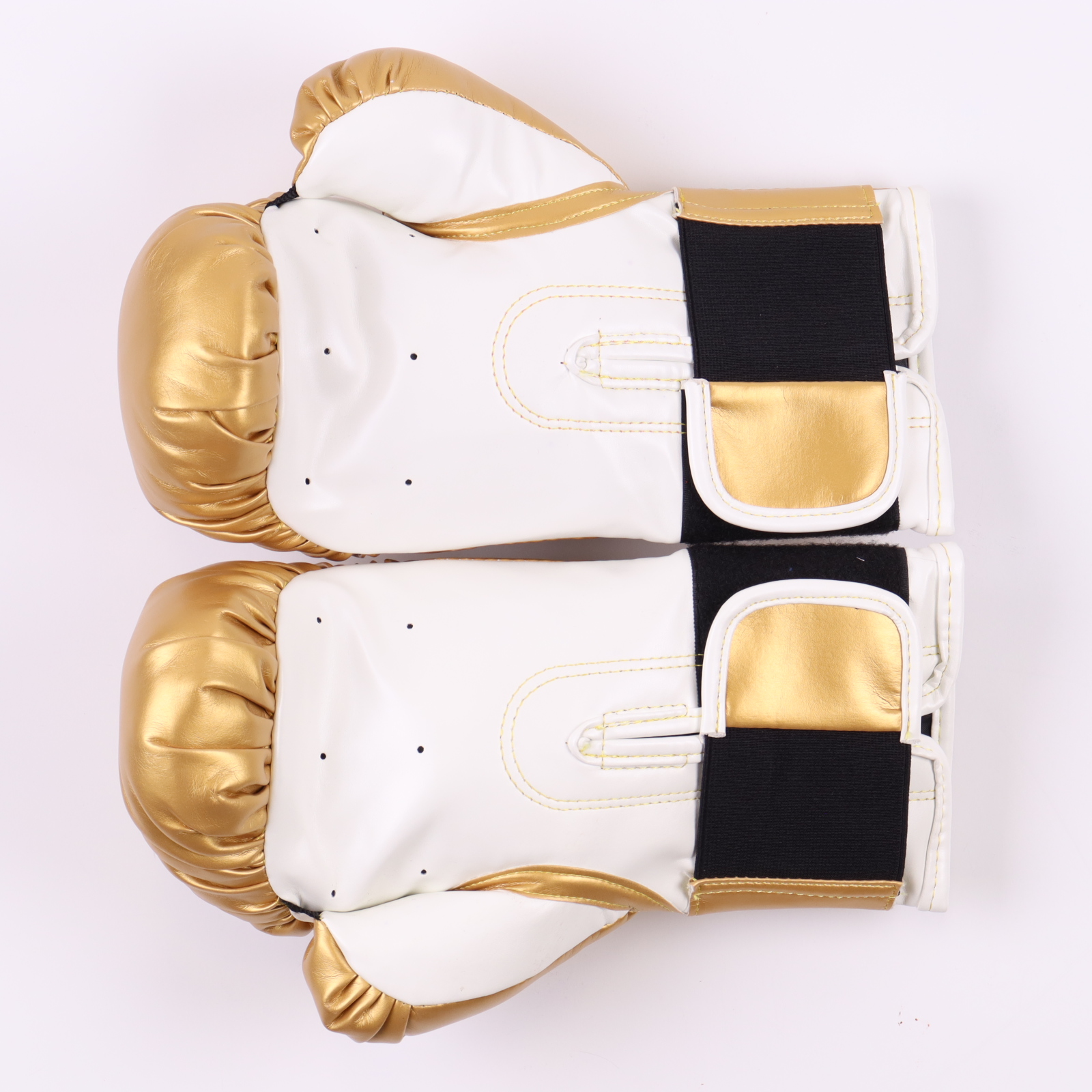 Mike Tyson Signed Pair of Everlast Golden Boxing Gloves (Tyson & PSA) at PristineAuction.com Mike Tyson Signed Pair of Everlast Golden Boxing Gloves (Tyson & PSA) at PristineAuction.com