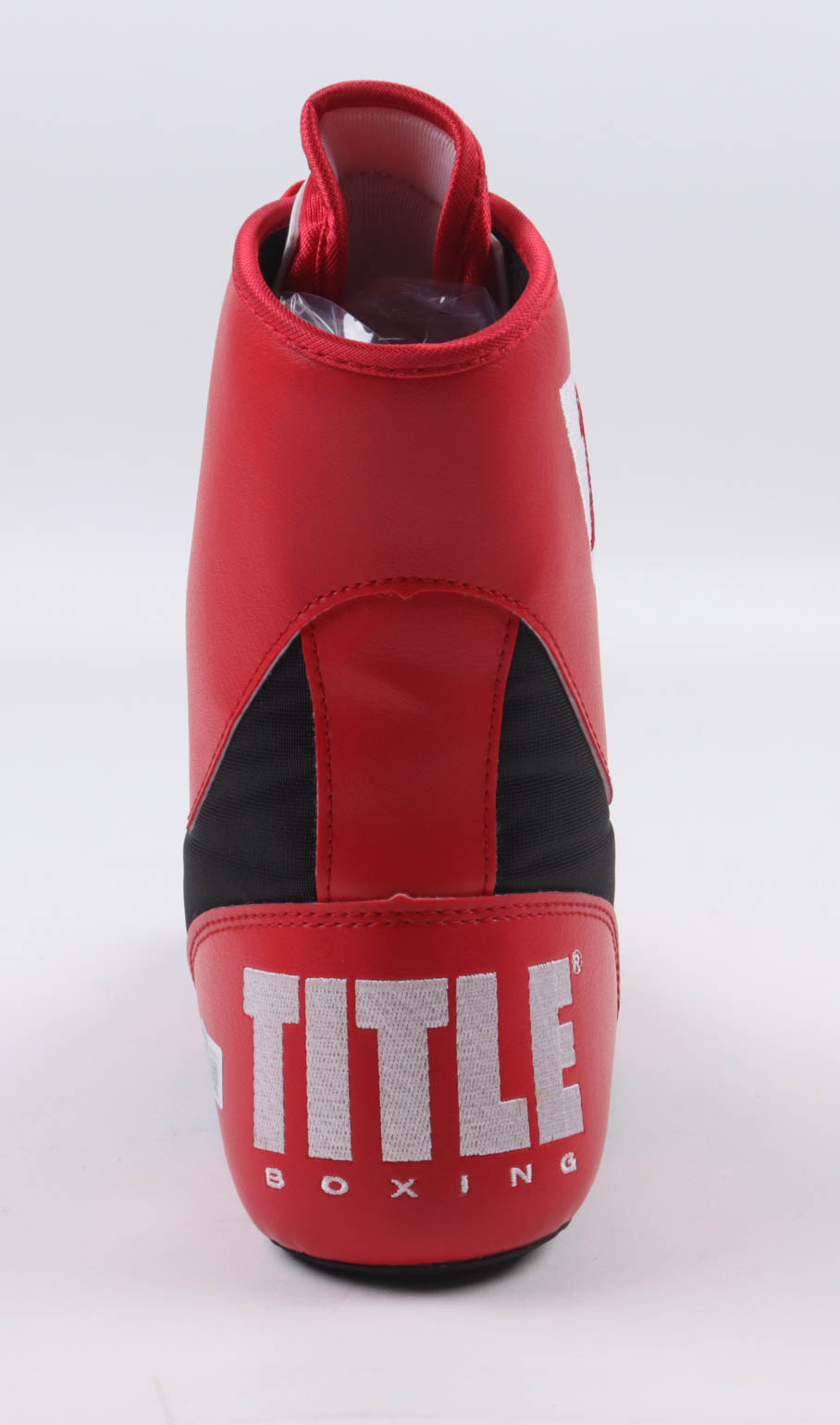 Floyd Mayweather Jr. Signed Title Boxing Shoe with Photo Display Case (Beckett) at PristineAuction.com Floyd Mayweather Jr. Signed Title Boxing Shoe with Photo Display Case (Beckett) at PristineAuction.com