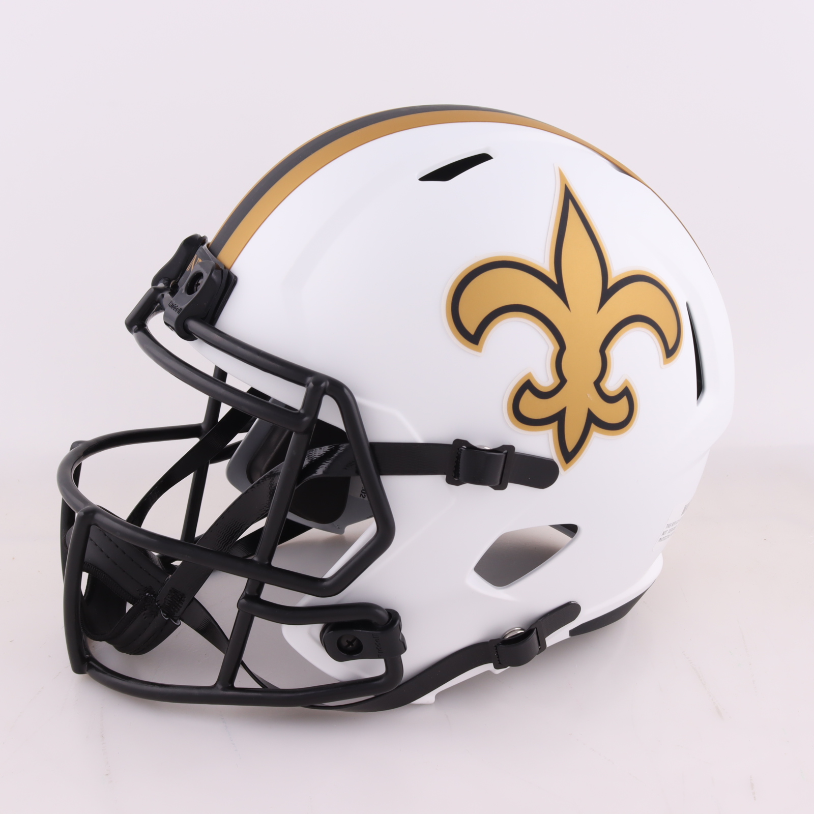 Chris Olave Signed Saints Full-Size Lunar Eclipse Alternate Speed Helmet (Beckett) at PristineAuction.com Chris Olave Signed Saints Full-Size Lunar Eclipse Alternate Speed Helmet (Beckett) at PristineAuction.com