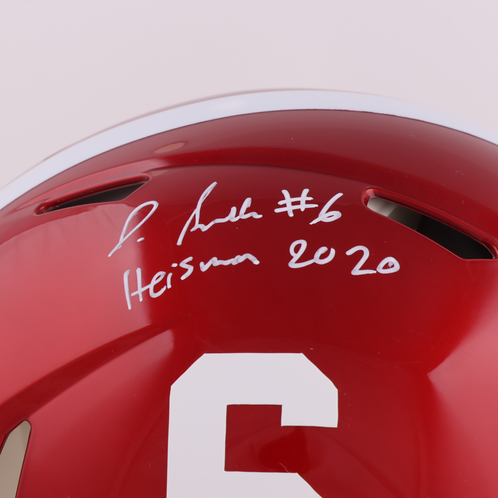 DeVonta Smith Signed Alabama Crimson Tide Full-Size Authentic On-Field Speed Helmet Inscribed "Heisman 2020" (Beckett) at PristineAuction.com DeVonta Smith Signed Alabama Crimson Tide Full-Size Authentic On-Field Speed Helmet Inscribed "Heisman 2020" (Beckett) at PristineAuction.com