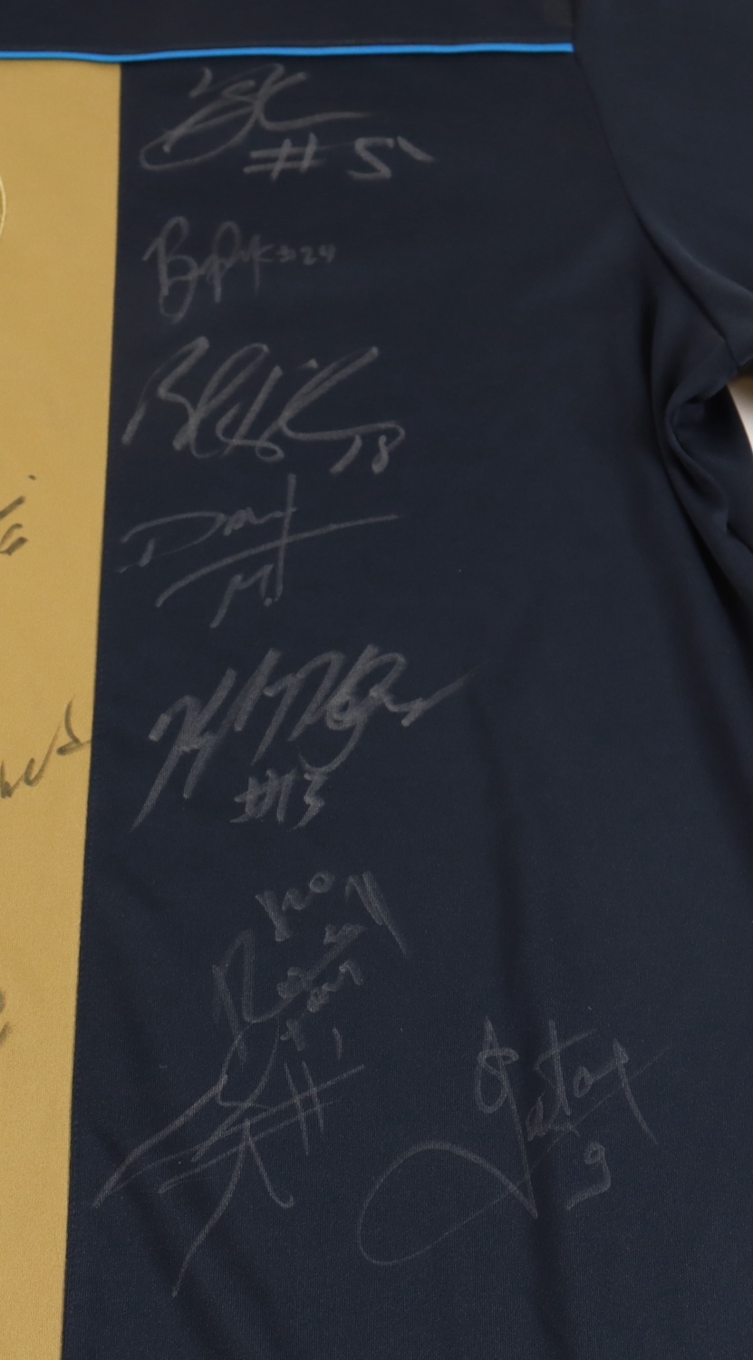 2010 Union Jersey Signed by (24) with Shea Salinas, Jack McInerney, Kyle Nakazawa, Brad Knighton, Roger Torres (JSA) at PristineAuction.com 2010 Union Jersey Signed by (24) with Shea Salinas, Jack McInerney, Kyle Nakazawa, Brad Knighton, Roger Torres (JSA) at PristineAuction.com