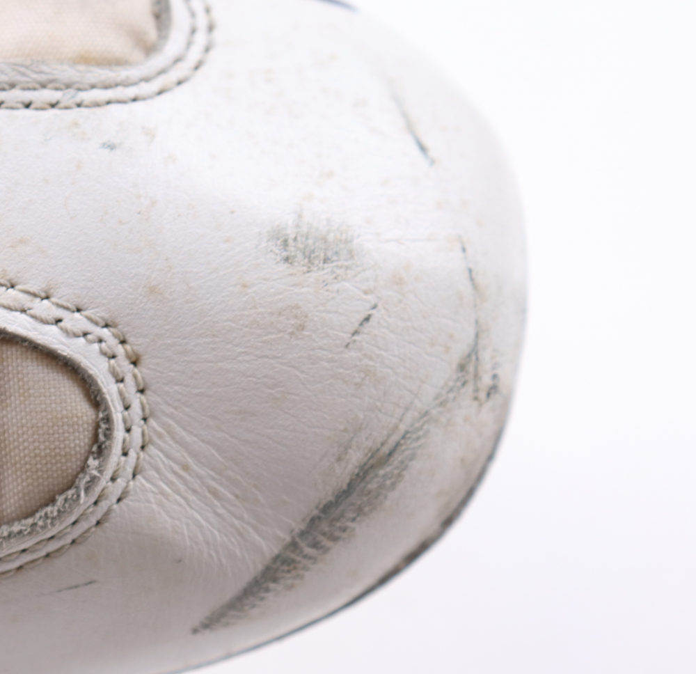 Mike Tyson Signed Pair of Vintage Everlast Boxing Shoes (PSA & Tyson