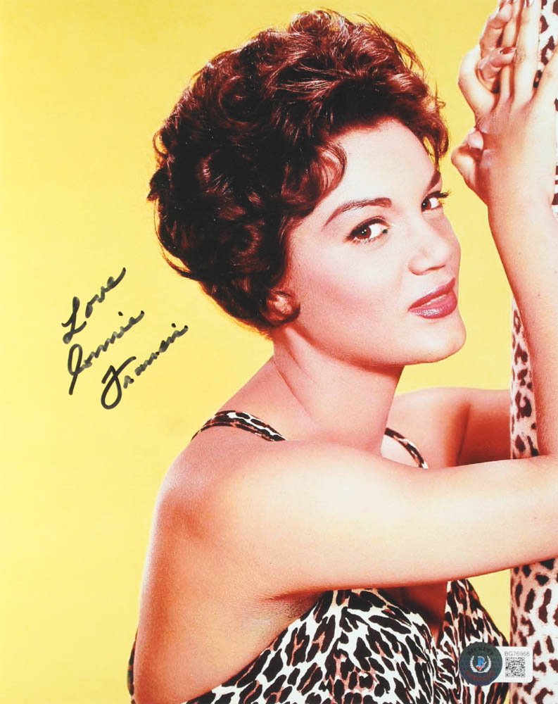 Connie Francis Signed 8x10 Photo Inscribed "Love" (Beckett) at PristineAuction.com Connie Francis Signed 8x10 Photo Inscribed "Love" (Beckett) at PristineAuction.com