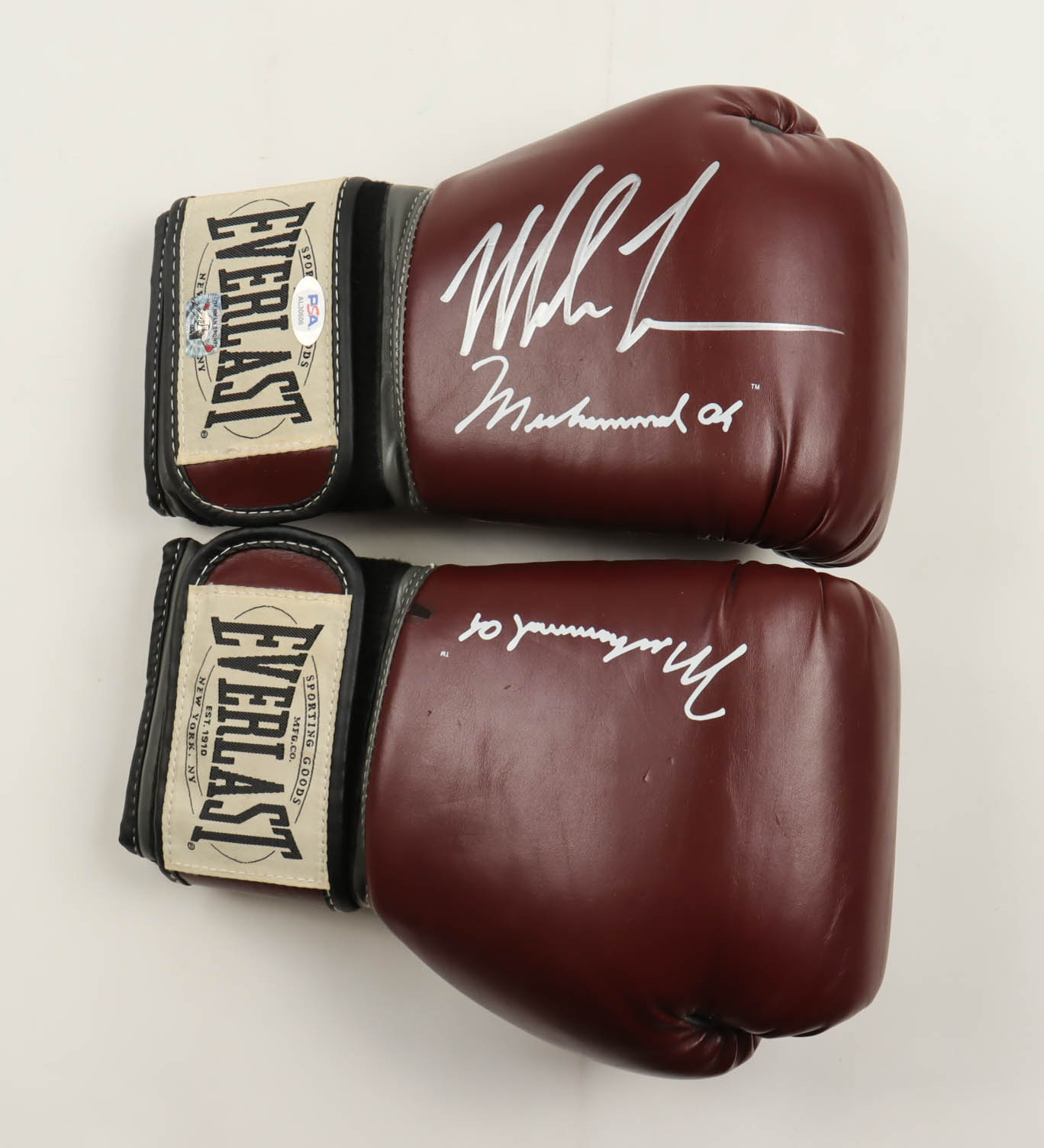 Mike Tyson Signed Everlast Muhammad Ali Fighter Model Boxing