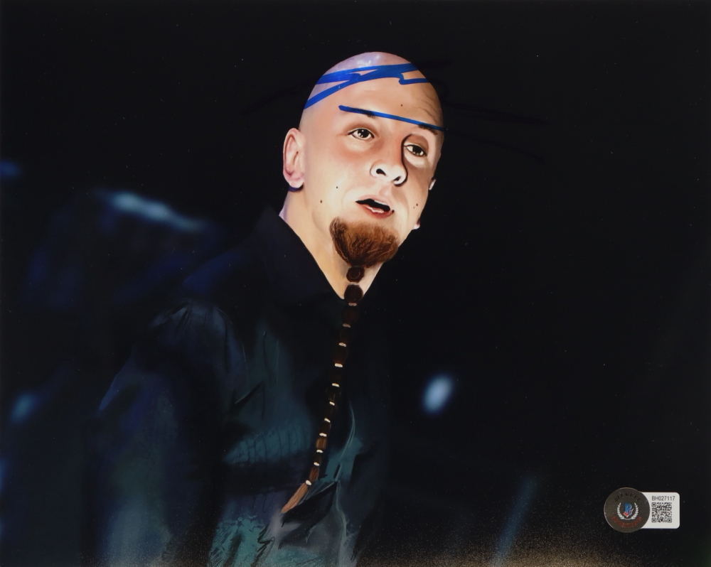 Shavo Odadjian Signed 8x10 Photo (Beckett) | Pristine Auction