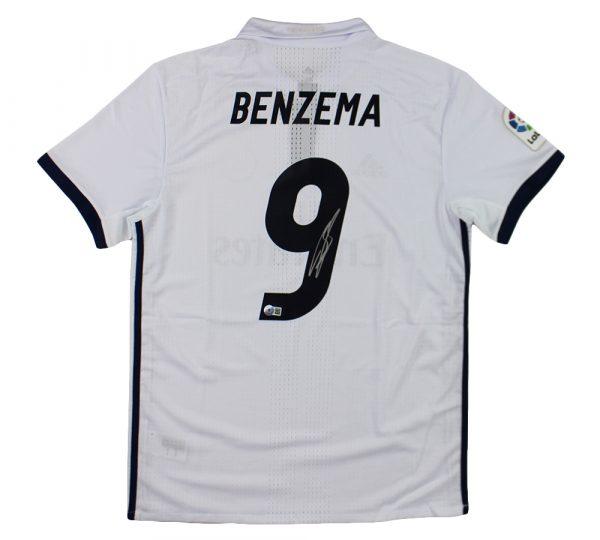 Karim Benzema Signed Real Madrid Jersey (Beckett) at PristineAuction.com Karim Benzema Signed Real Madrid Jersey (Beckett) at PristineAuction.com