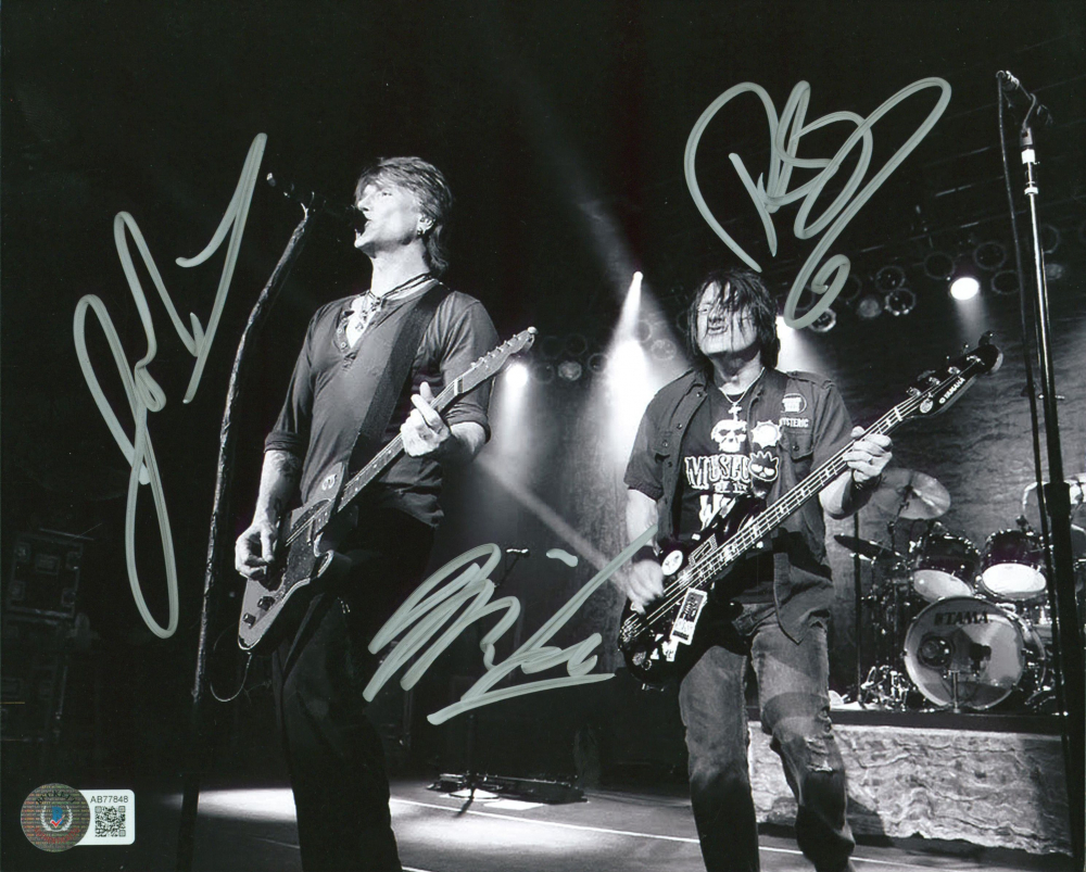 John Rzeznik, Robby Takac & Michael Malinin Signed 8x10 Photo (Beckett