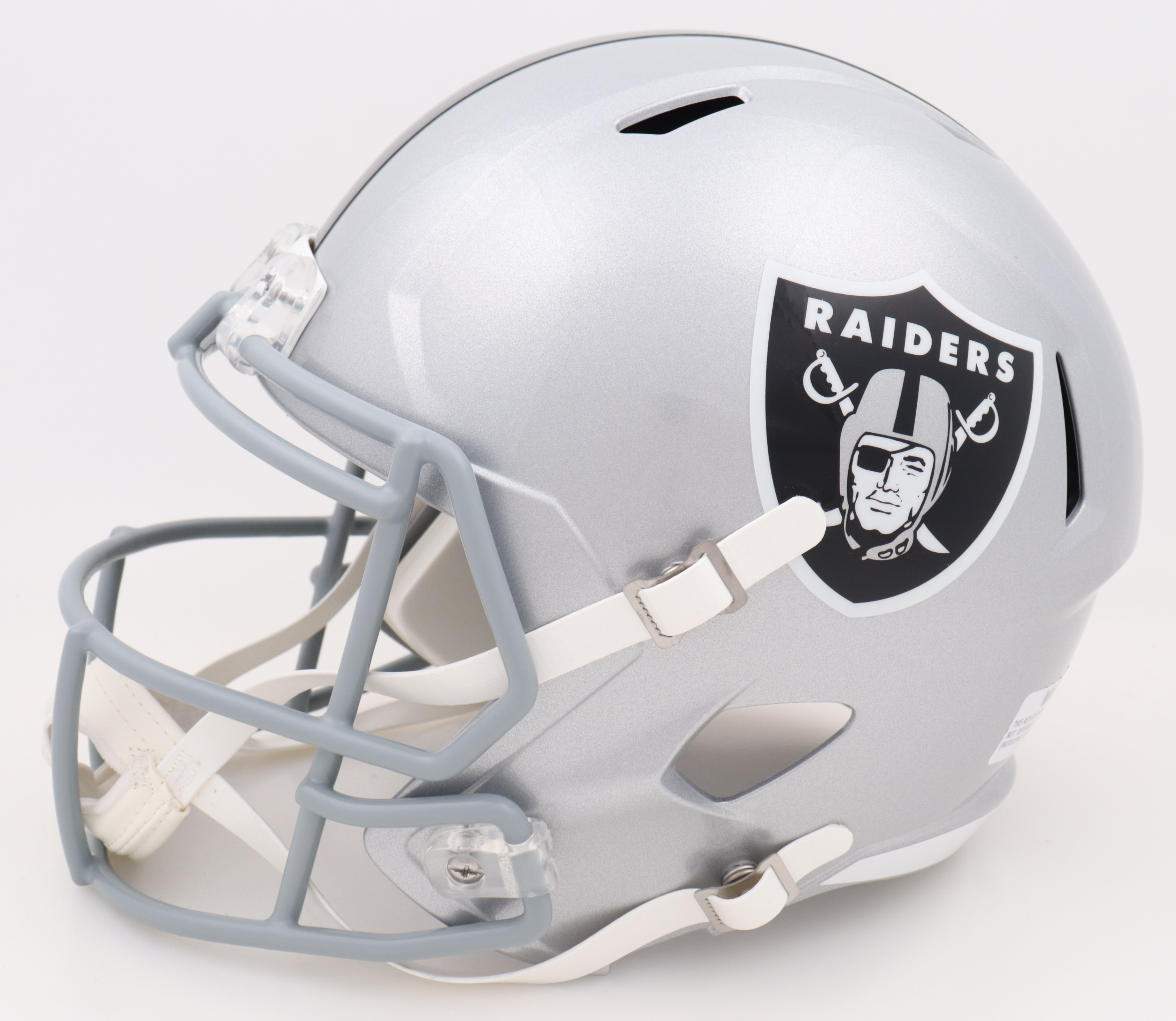 Davante Adams Signed Raiders Full Size Speed Helmet (Beckett) at PristineAuction.com Davante Adams Signed Raiders Full Size Speed Helmet (Beckett) at PristineAuction.com