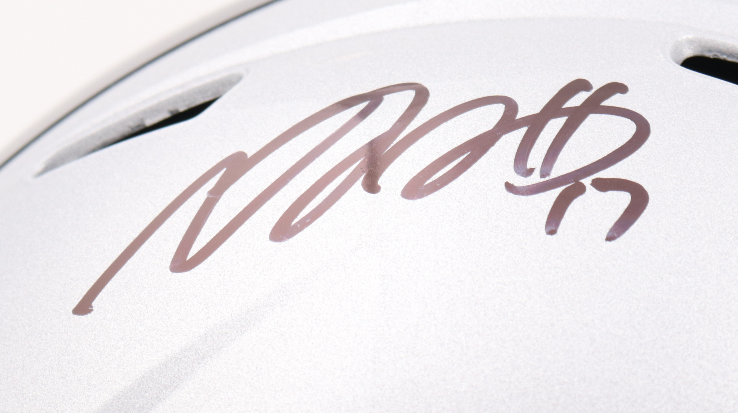 Davante Adams Signed Raiders Full Size Speed Helmet (Beckett) at PristineAuction.com Davante Adams Signed Raiders Full Size Speed Helmet (Beckett) at PristineAuction.com