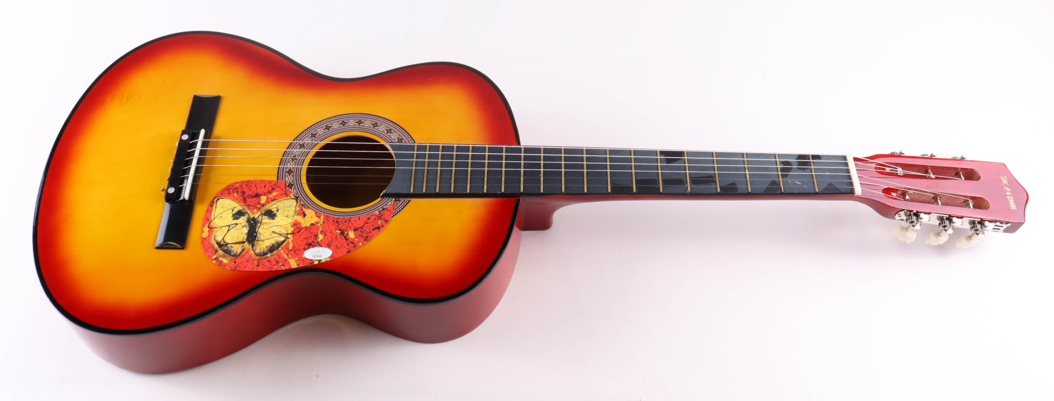 Ed Sheeran Signed Custom 39" Acoustic Guitar (JSA) at PristineAuction.com Ed Sheeran Signed Custom 39" Acoustic Guitar (JSA) at PristineAuction.com