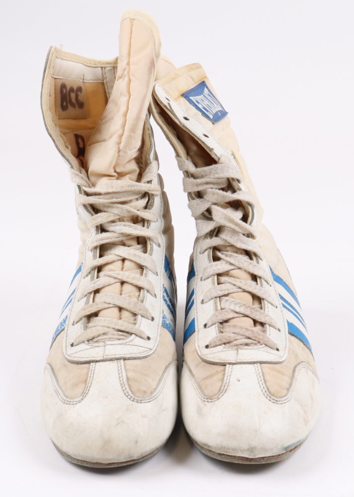 Mike Tyson Signed Pair of Everlast Boxing Shoes (PSA & Tyson) Pristine Auction