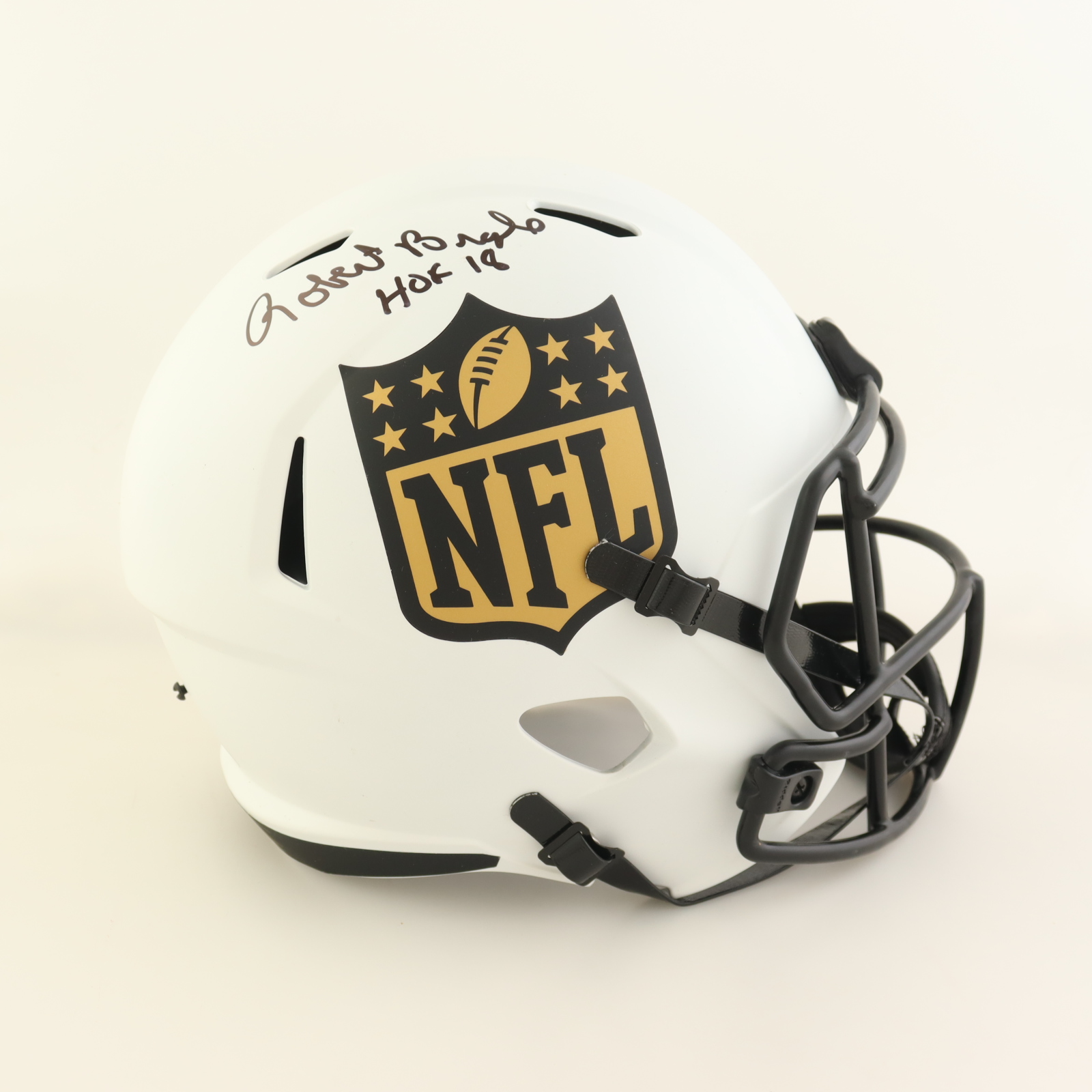 Robert Brazile Signed Full-Size NFL Logo Speed Helmet Inscribed "HOF 18" (Schwartz) at PristineAuction.com Robert Brazile Signed Full-Size NFL Logo Speed Helmet Inscribed "HOF 18" (Schwartz) at PristineAuction.com