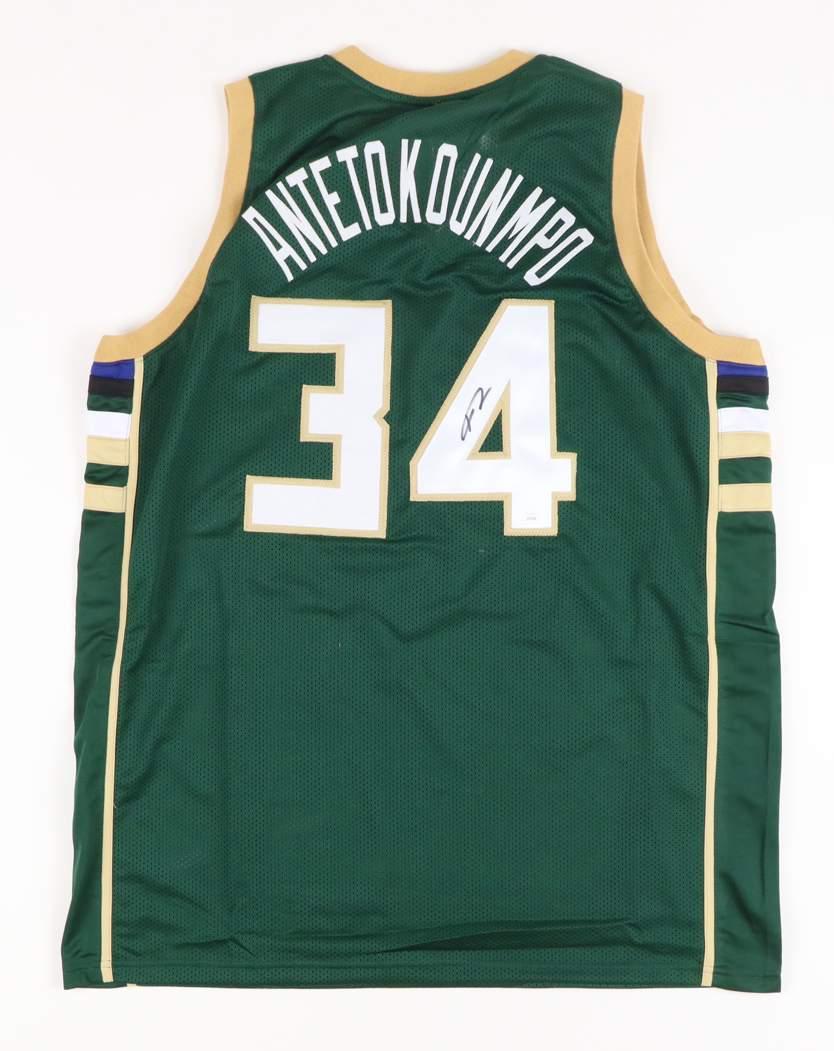 Giannis Antetokounmpo Signed Jersey (JSA) at PristineAuction.com Giannis Antetokounmpo Signed Jersey (JSA) at PristineAuction.com