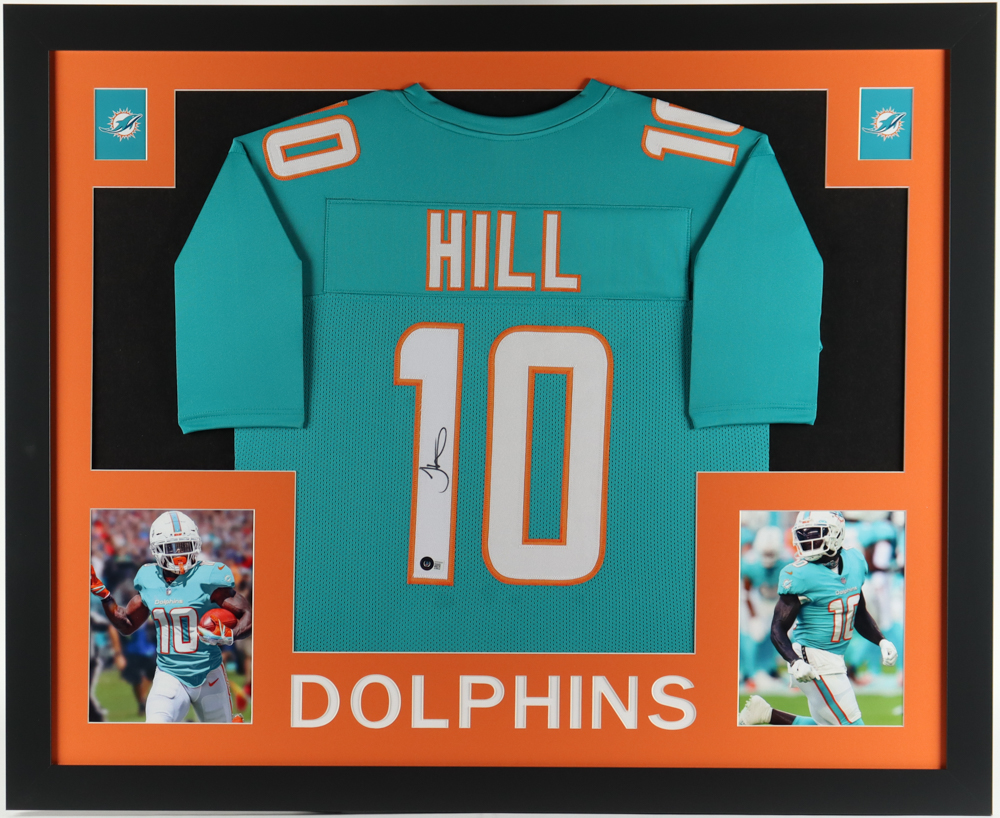 Tyreek Hill Signed Custom Framed Jersey Display (Beckett) at PristineAuction.com Tyreek Hill Signed Custom Framed Jersey Display (Beckett) at PristineAuction.com