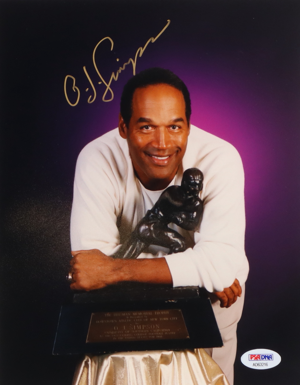 O. J. Simpson Signed 8x10 Photo (PSA) at PristineAuction.com O. J. Simpson Signed 8x10 Photo (PSA) at PristineAuction.com
