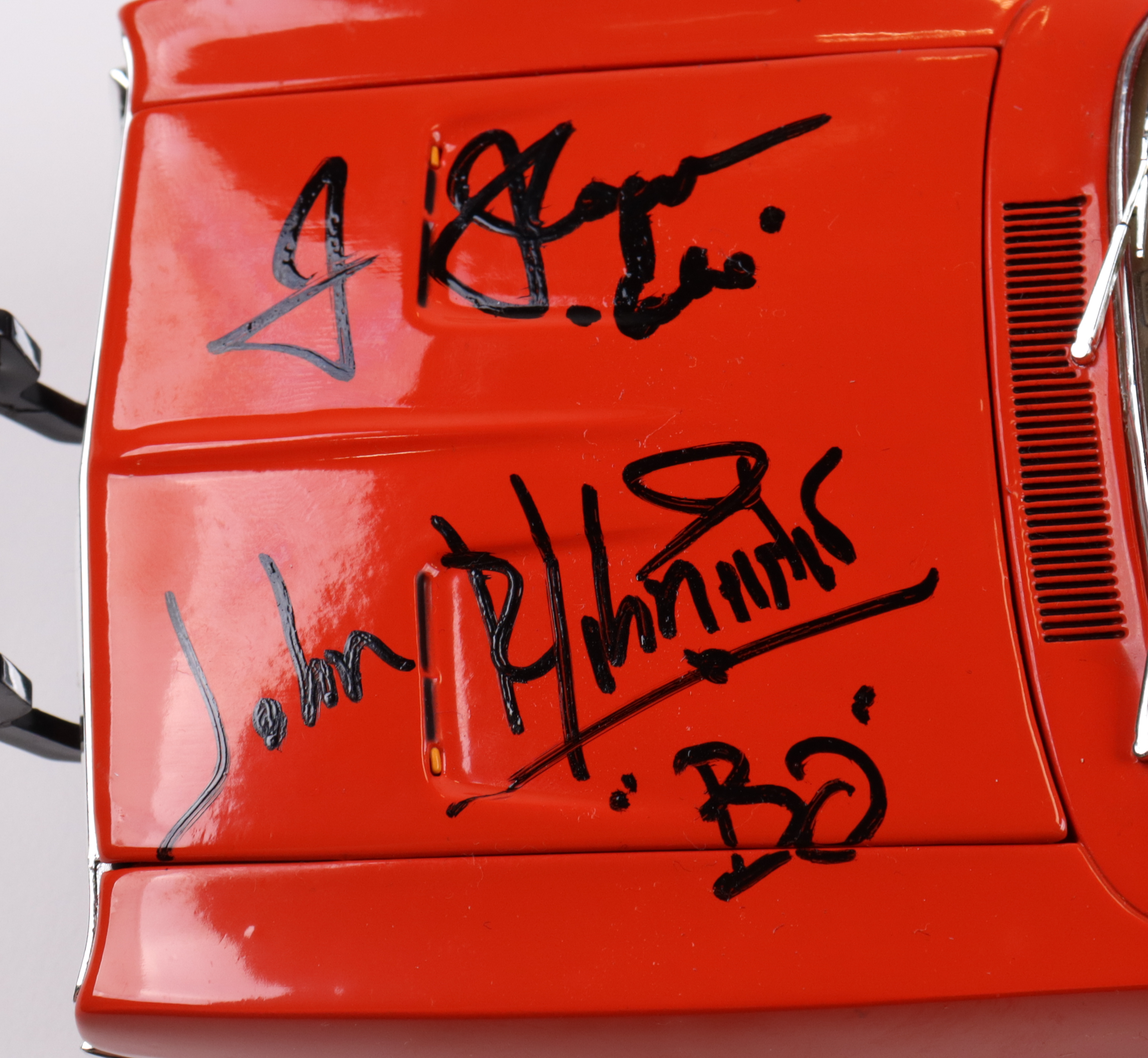 Catherine Bach, Tom Wopat & John Schneider Signed "The Dukes Of Hazzard" General Lee #01 1969 Dodge Charger 1:18 Premium Diecast Car with Multiple Inscriptions (JSA) at PristineAuction.com Catherine Bach, Tom Wopat & John Schneider Signed "The Dukes Of Hazzard" General Lee #01 1969 Dodge Charger 1:18 Premium Diecast Car with Multiple Inscriptions (JSA) at PristineAuction.com