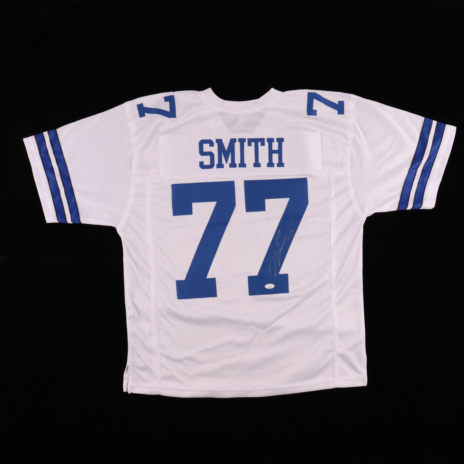 Tyron Smith Signed Jersey (JSA) at PristineAuction.com Tyron Smith Signed Jersey (JSA) at PristineAuction.com