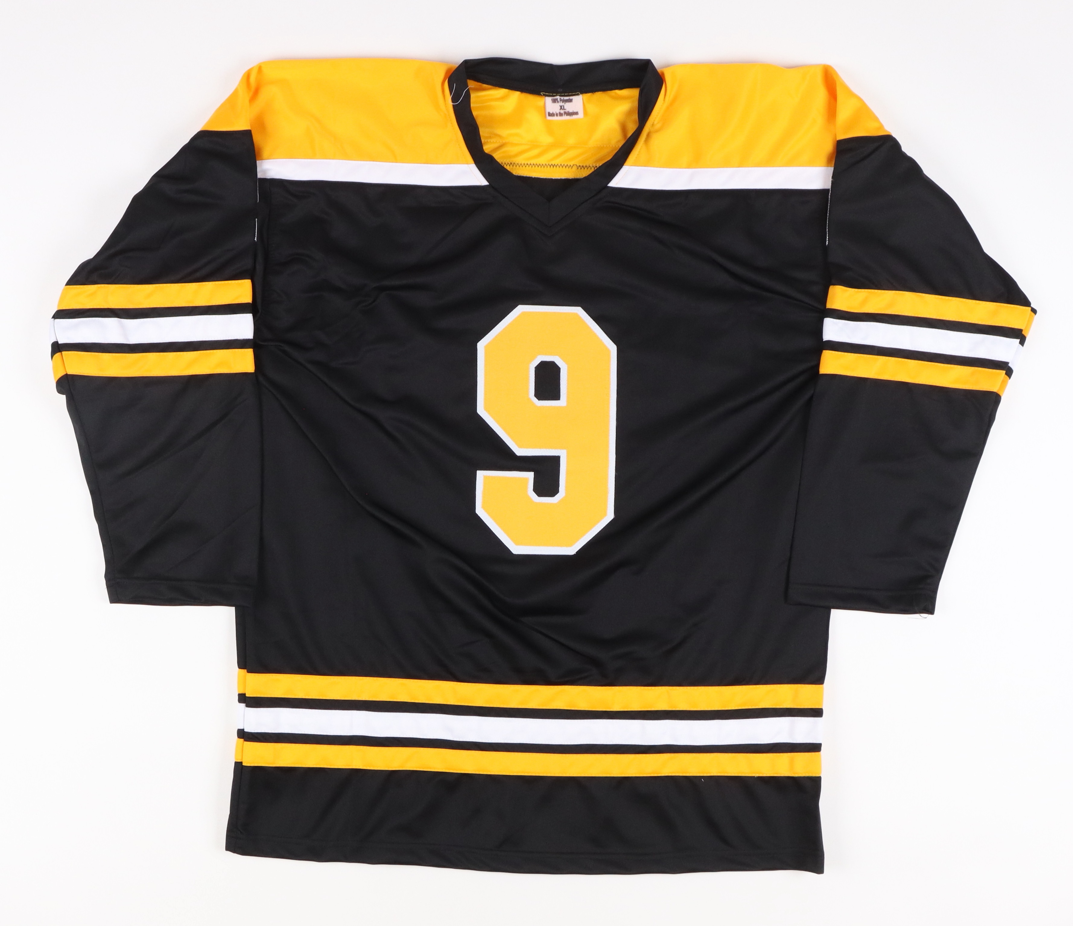 Johnny Bucyk Signed Jersey Inscribed "H.O.F. 1981" & "1970-72 CUPS" (JSA) at PristineAuction.com Johnny Bucyk Signed Jersey Inscribed "H.O.F. 1981" & "1970-72 CUPS" (JSA) at PristineAuction.com