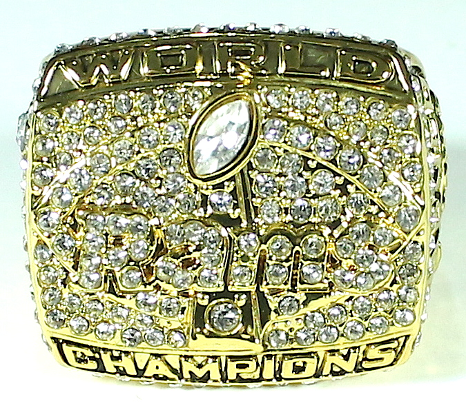 Kurt Warner St. Louis Rams High Quality Replica 1999 Super Bowl XXXIV Championship Ring at PristineAuction.com Kurt Warner St. Louis Rams High Quality Replica 1999 Super Bowl XXXIV Championship Ring at PristineAuction.com