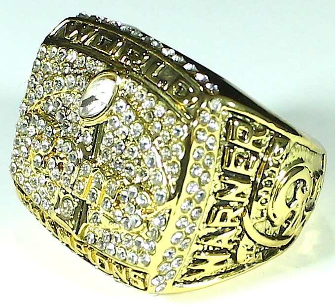 Kurt Warner St. Louis Rams High Quality Replica 1999 Super Bowl XXXIV Championship Ring at PristineAuction.com Kurt Warner St. Louis Rams High Quality Replica 1999 Super Bowl XXXIV Championship Ring at PristineAuction.com