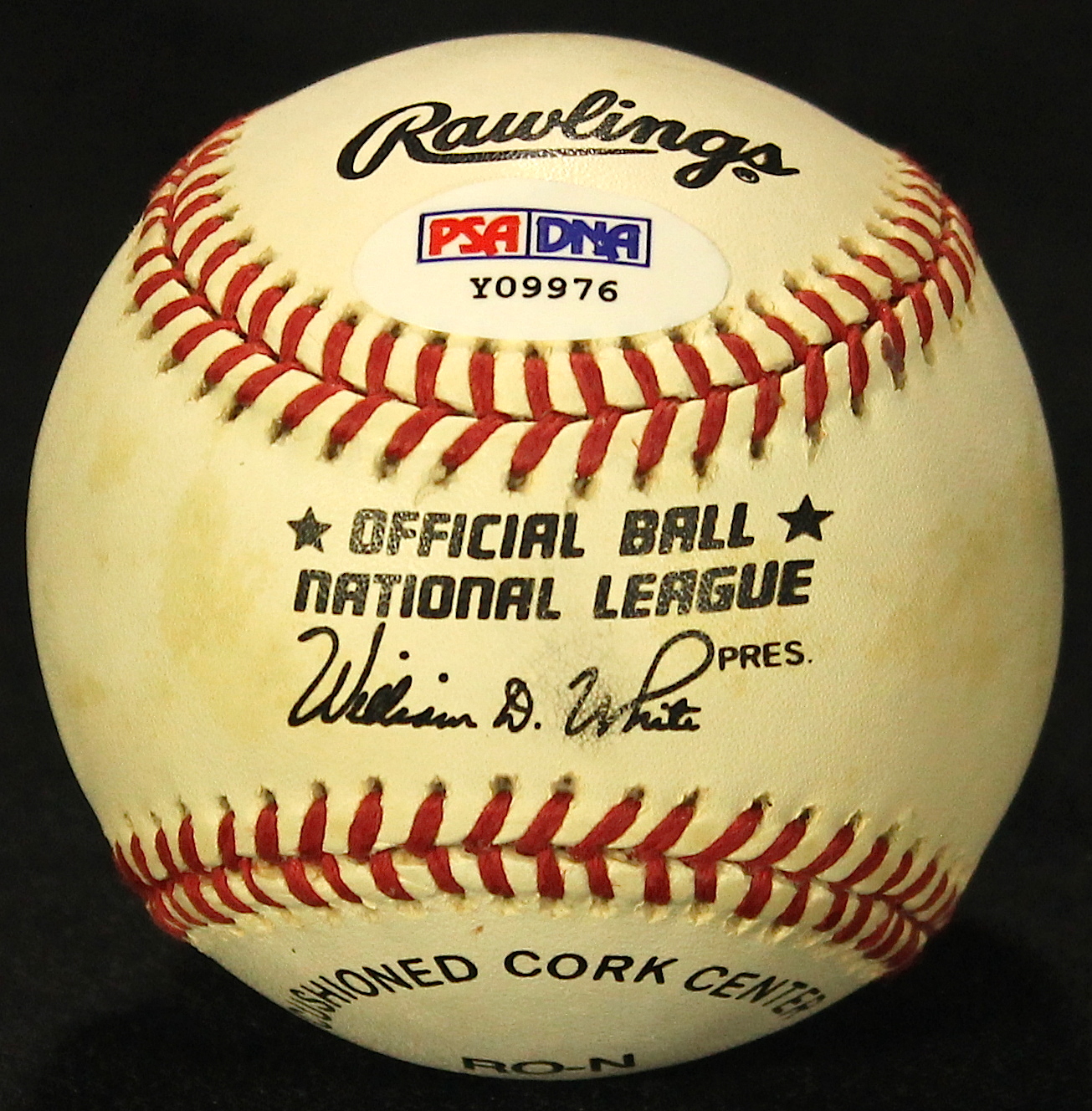 Greg Maddux Signed ONL Baseball (PSA COA) at PristineAuction.com Greg Maddux Signed ONL Baseball (PSA COA) at PristineAuction.com