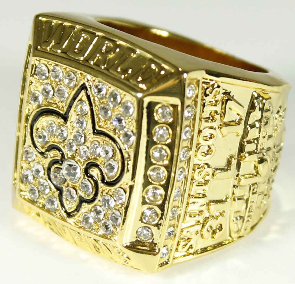 Drew Brees Saints High Quality Replica 2009 Super Bowl XLIV Championship Ring at PristineAuction.com Drew Brees Saints High Quality Replica 2009 Super Bowl XLIV Championship Ring at PristineAuction.com