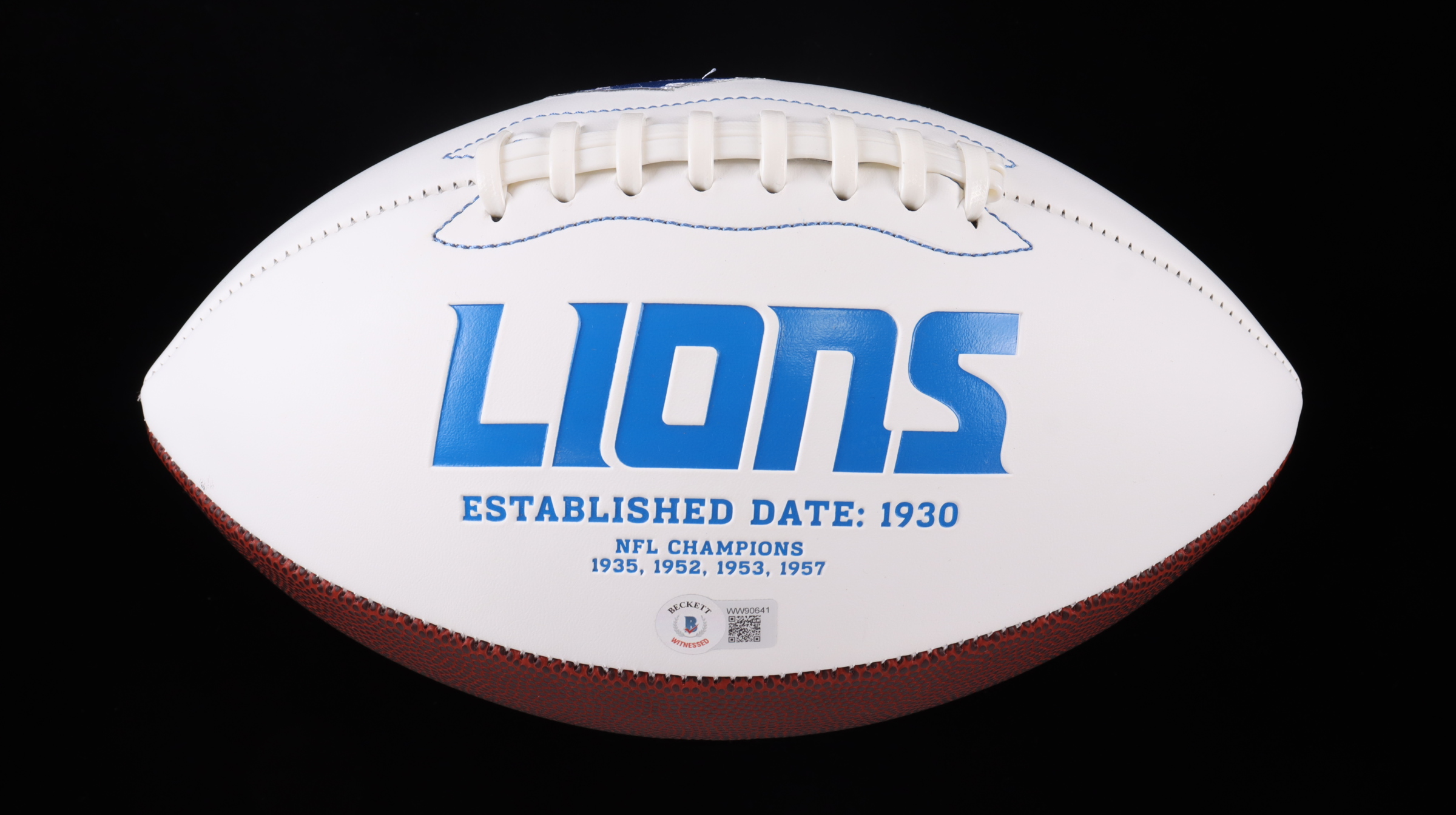 Aidan Hutchinson Signed Lions Logo Football (Beckett) at PristineAuction.com Aidan Hutchinson Signed Lions Logo Football (Beckett) at PristineAuction.com