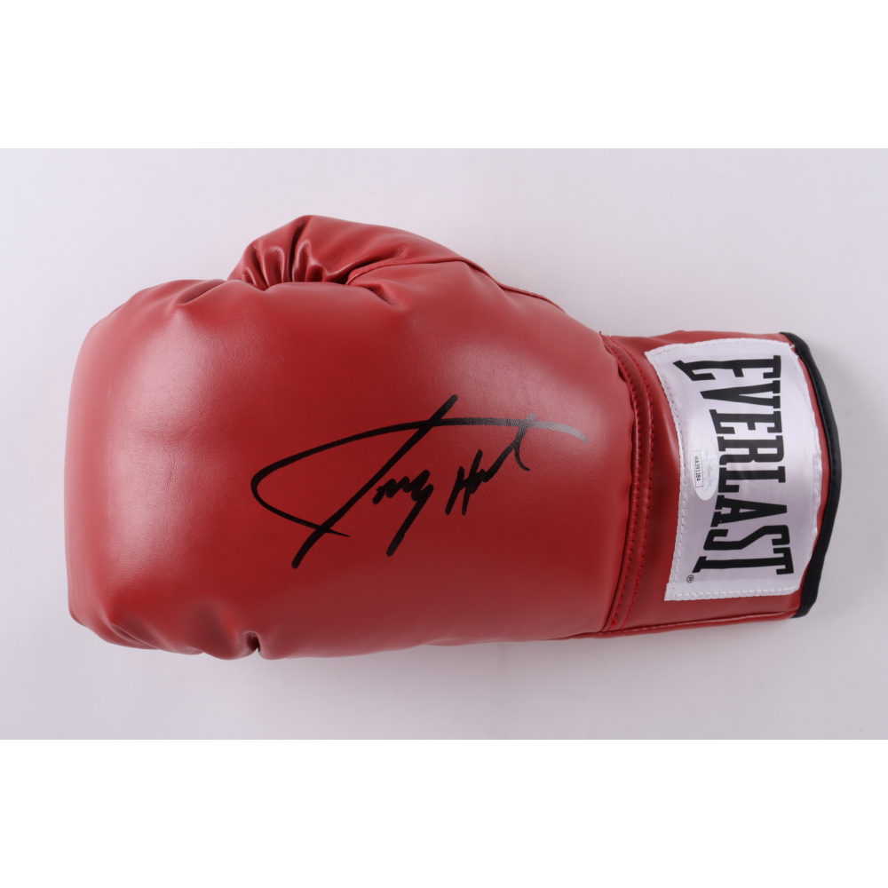 Larry Holmes Signed Everlast Boxing Glove (JSA) Pristine Auction