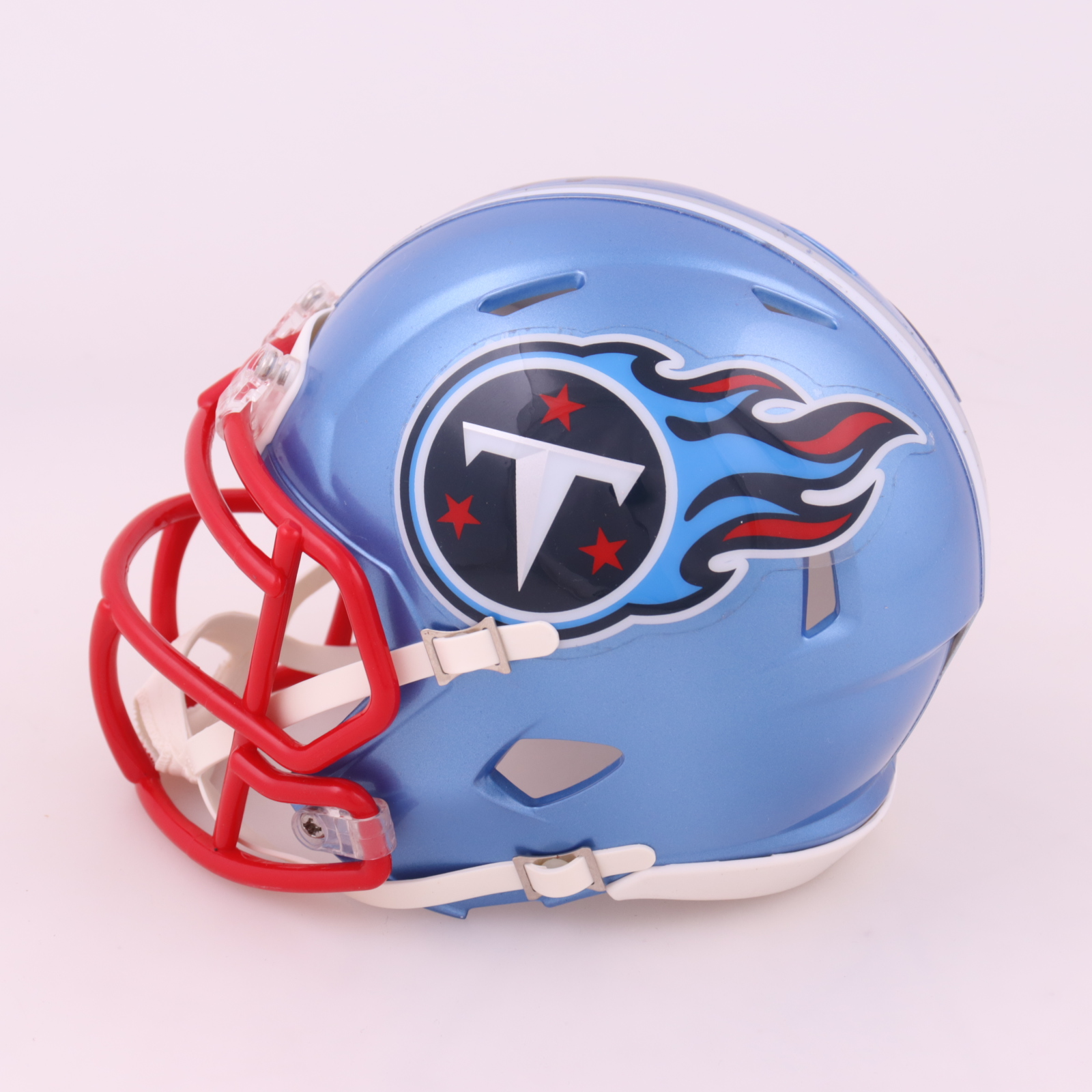Treylon Burks Signed Titans Flash Alternate Speed Mini Helmet (Beckett) at PristineAuction.com Treylon Burks Signed Titans Flash Alternate Speed Mini Helmet (Beckett) at PristineAuction.com