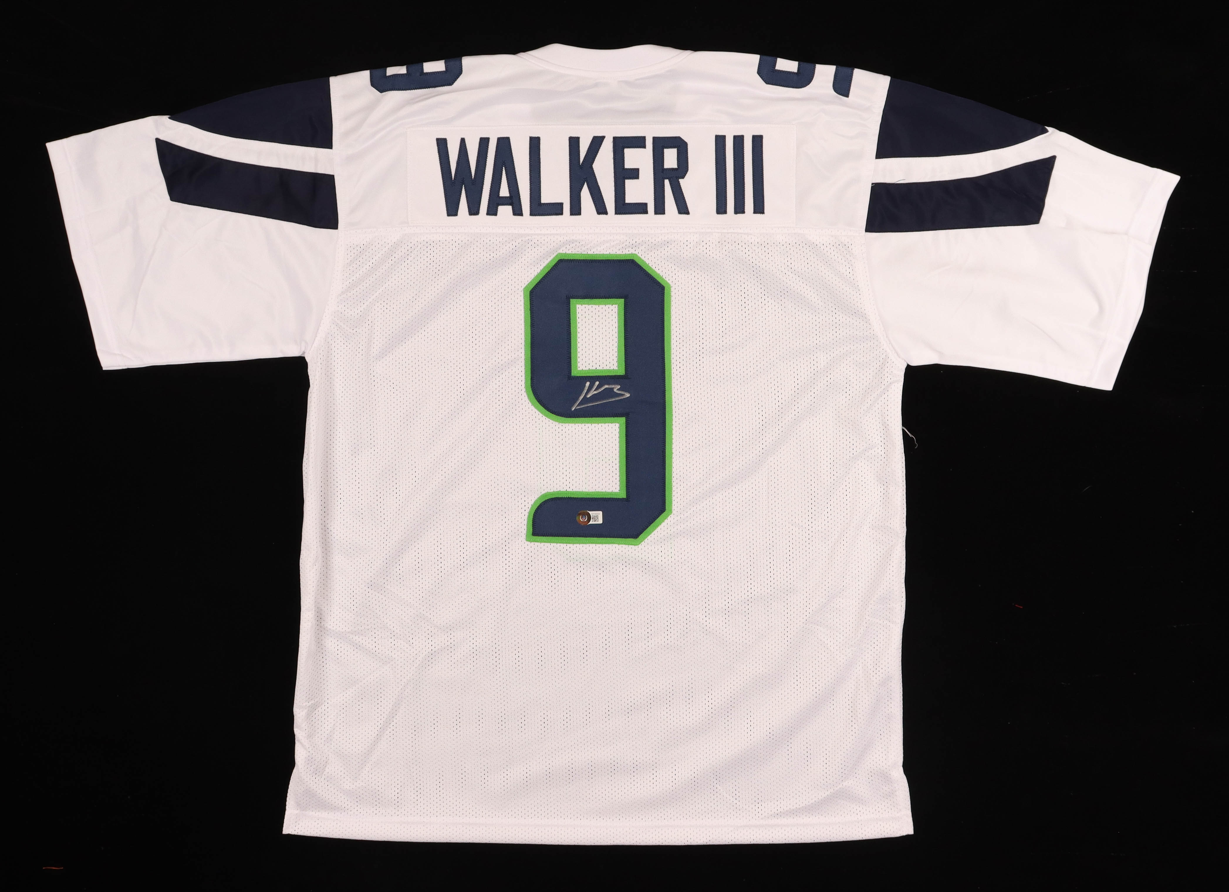 Kenneth Walker III Signed Jersey (Beckett) at PristineAuction.com Kenneth Walker III Signed Jersey (Beckett) at PristineAuction.com