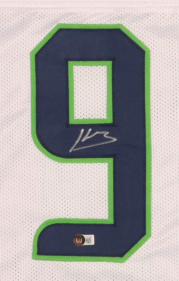 Kenneth Walker III Signed Jersey (Beckett) at PristineAuction.com Kenneth Walker III Signed Jersey (Beckett) at PristineAuction.com