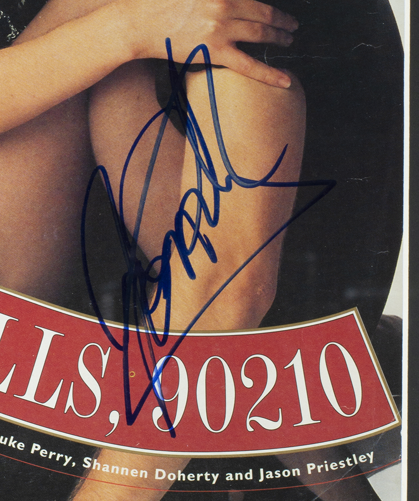 Jason Priestley & Luke Perry Signed "Beverly Hills, 90210" Custom Framed Photo Display (Beckett) at PristineAuction.com Jason Priestley & Luke Perry Signed "Beverly Hills, 90210" Custom Framed Photo Display (Beckett) at PristineAuction.com