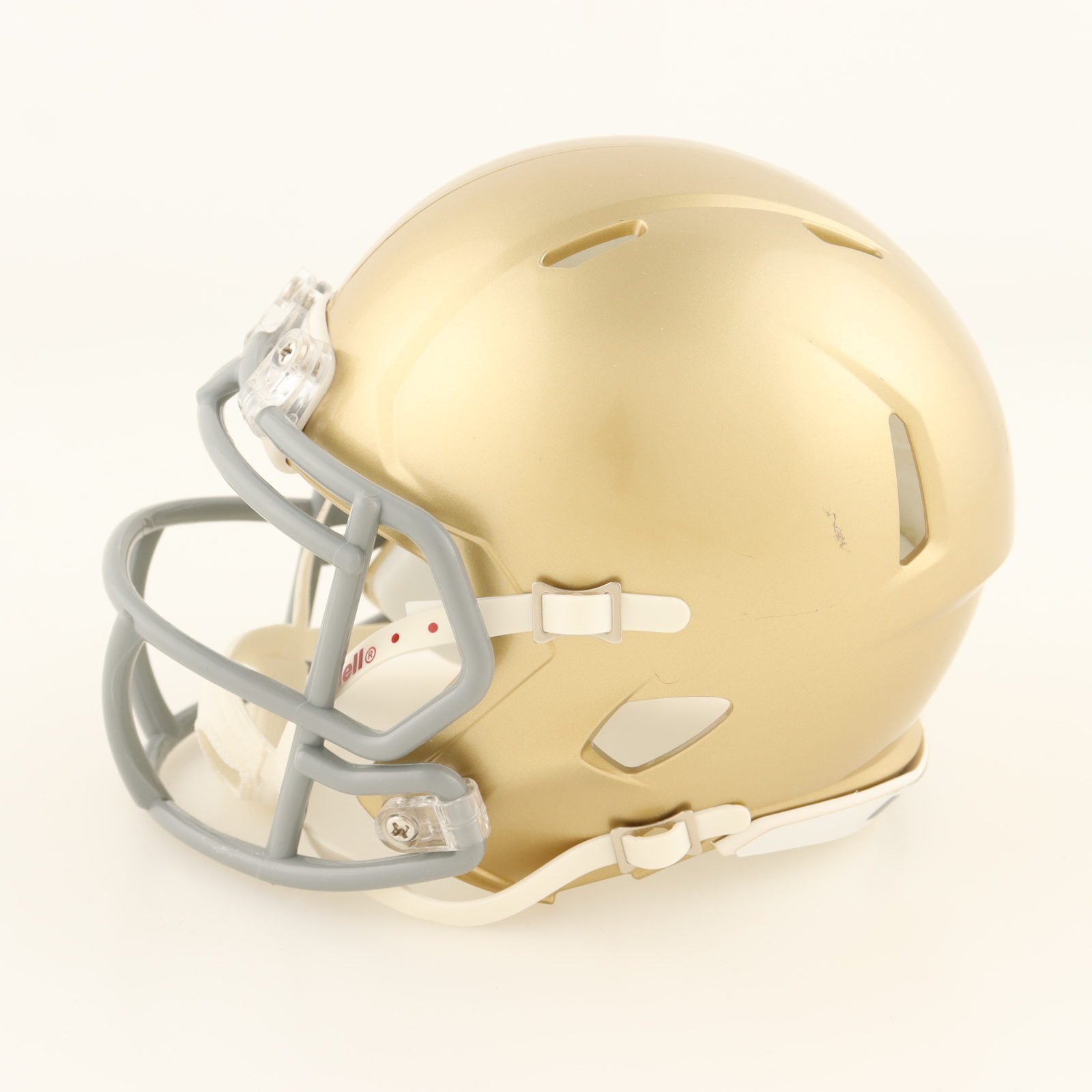 Quenton Nelson Signed Notre Dame Fighting Irish Speed Mini Helmet (Beckett) at PristineAuction.com Quenton Nelson Signed Notre Dame Fighting Irish Speed Mini Helmet (Beckett) at PristineAuction.com
