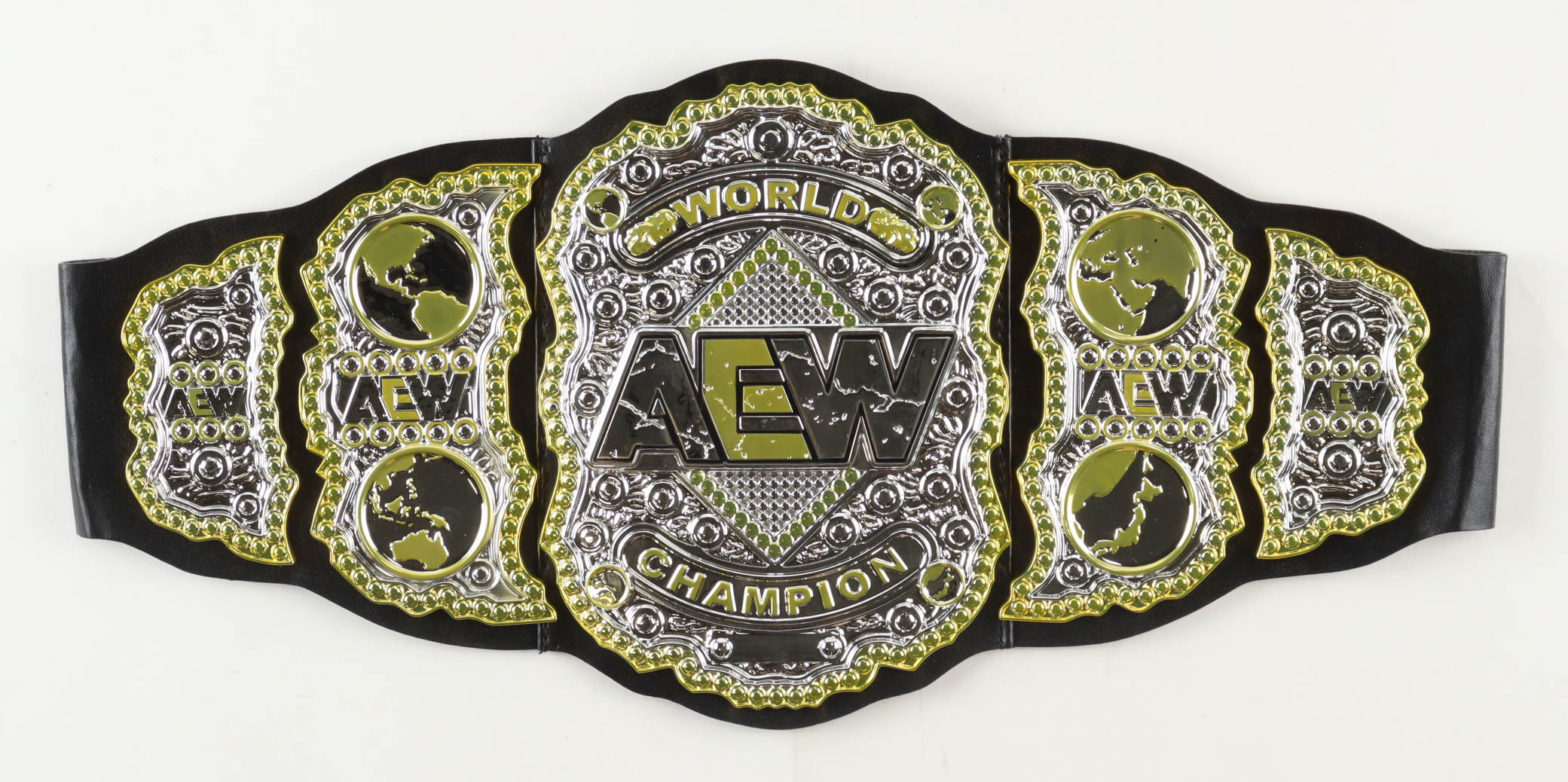 Jungle Boy Signed WWE Champions Belt (PSA) at PristineAuction.com Jungle Boy Signed WWE Champions Belt (PSA) at PristineAuction.com