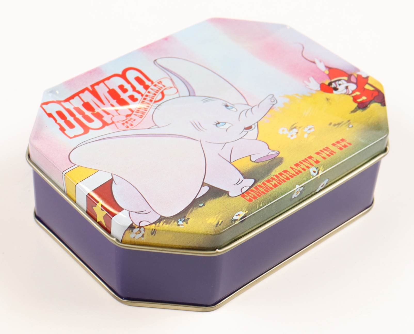 Disney "Dumbo" Complete Set of (6) Commemorative Pins with Tin Box at PristineAuction.com Disney "Dumbo" Complete Set of (6) Commemorative Pins with Tin Box at PristineAuction.com