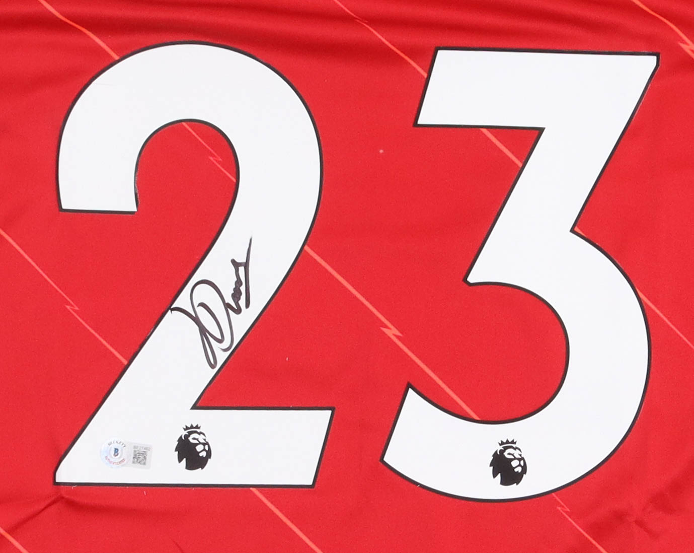 Luis Diaz Signed Liverpool Jersey (Beckett) at PristineAuction.com Luis Diaz Signed Liverpool Jersey (Beckett) at PristineAuction.com