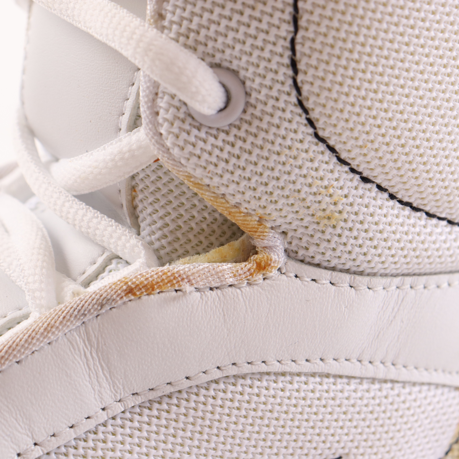 Mike Tyson Signed Everlast Boxing Shoe with Display Case (PSA & Tyson) at PristineAuction.com Mike Tyson Signed Everlast Boxing Shoe with Display Case (PSA & Tyson) at PristineAuction.com