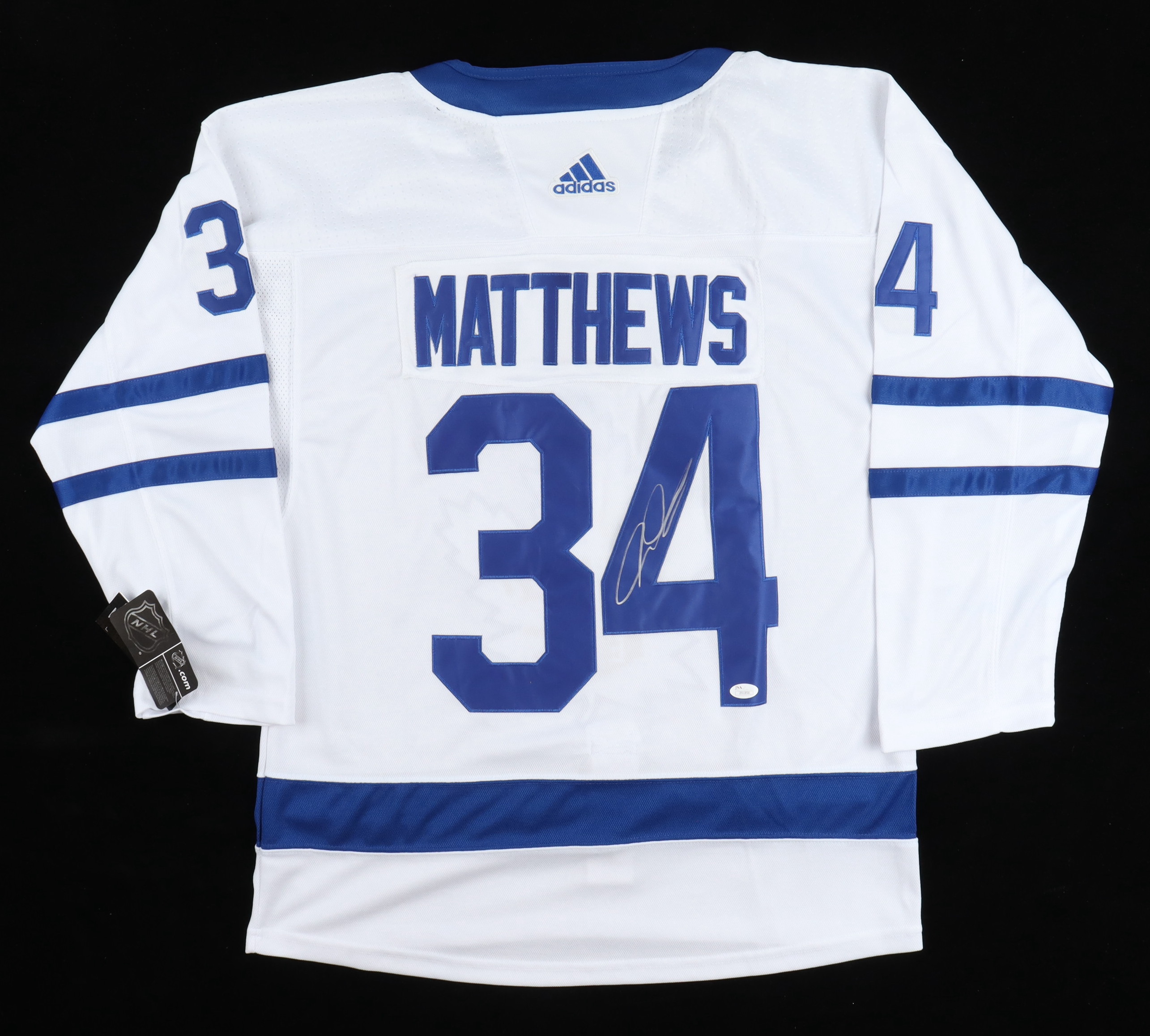 Auston Matthews Signed Maple Leafs Jersey (JSA) at PristineAuction.com Auston Matthews Signed Maple Leafs Jersey (JSA) at PristineAuction.com