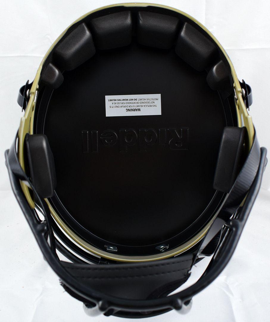 Ja'Marr Chase Signed Bengals Full-Size Salute to Service Alternate Speed Helmet (PSA) at PristineAuction.com Ja'Marr Chase Signed Bengals Full-Size Salute to Service Alternate Speed Helmet (PSA) at PristineAuction.com