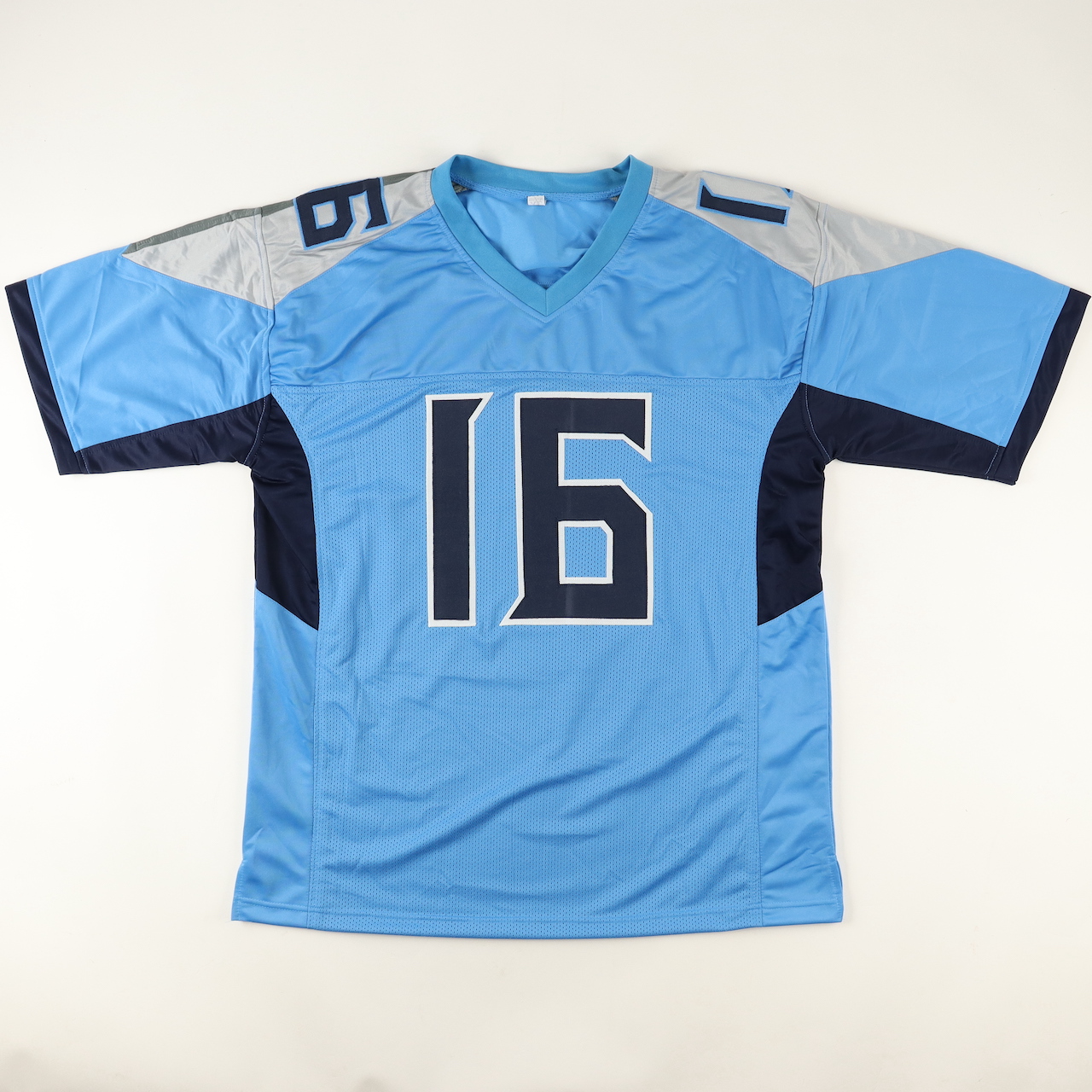 Treylon Burks Signed Jersey (Beckett) at PristineAuction.com Treylon Burks Signed Jersey (Beckett) at PristineAuction.com