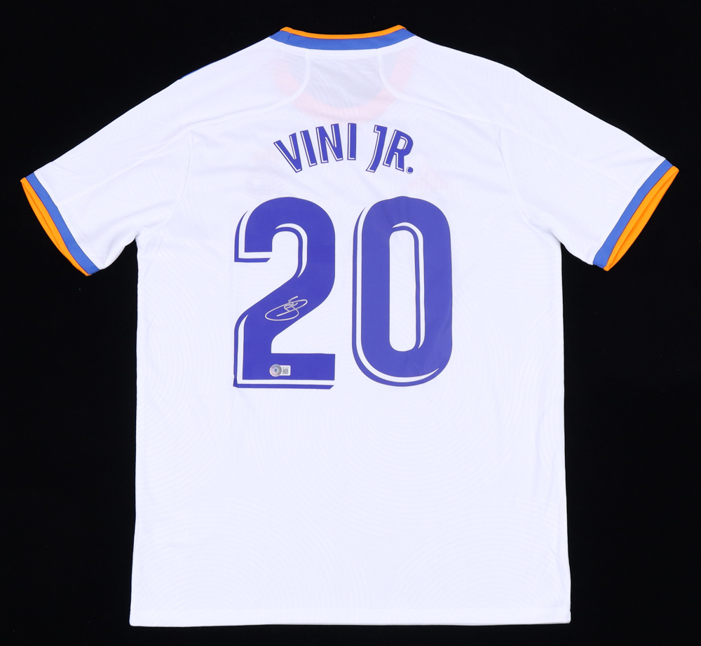 Vinicius Junior Signed Real Madrid Jersey (Beckett) at PristineAuction.com Vinicius Junior Signed Real Madrid Jersey (Beckett) at PristineAuction.com