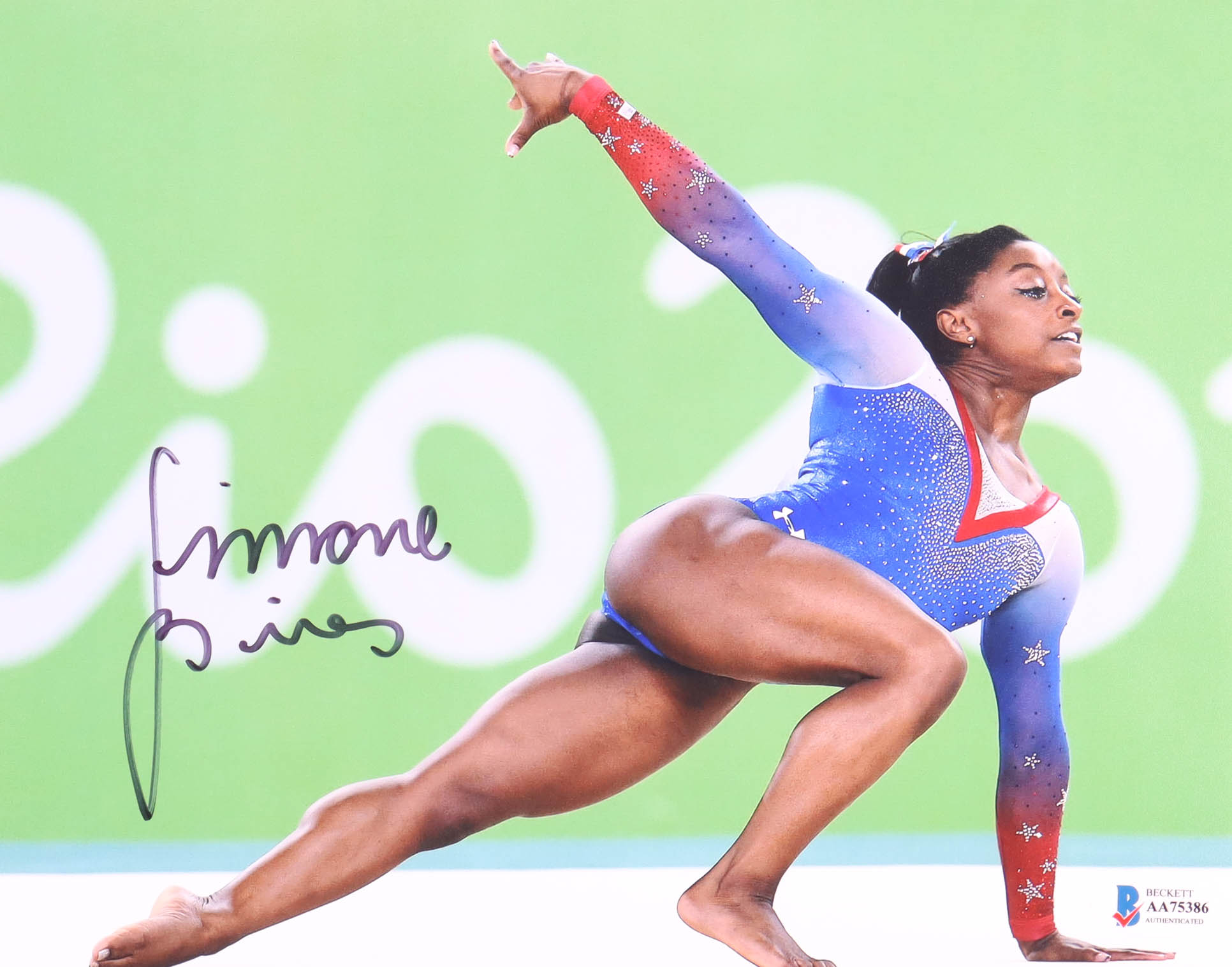 Simone Biles Signed Team USA 8x10 Photo (Beckett) at PristineAuction.com Simone Biles Signed Team USA 8x10 Photo (Beckett) at PristineAuction.com